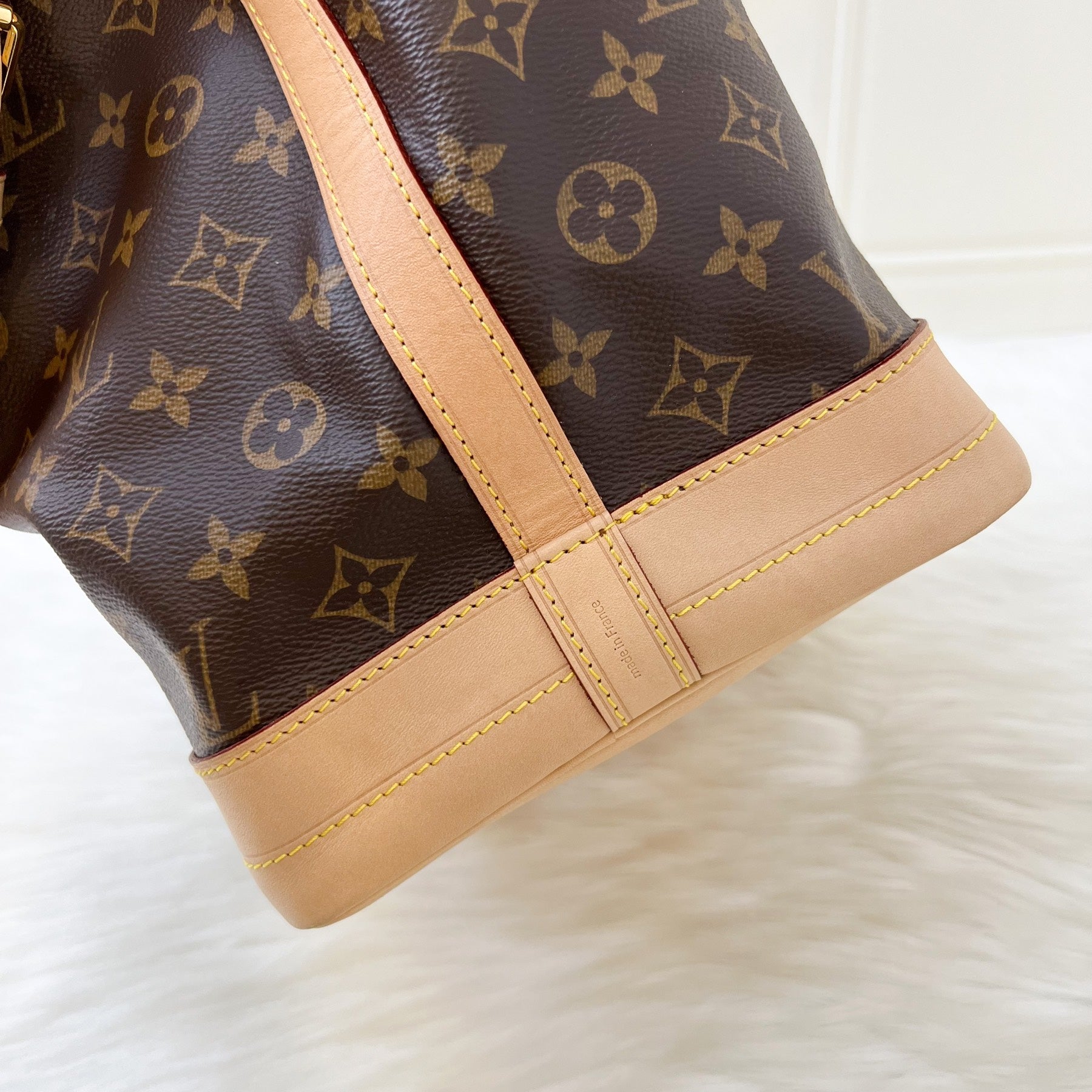 LV Noe Bucket Bag in Monogram Canvas and GHW