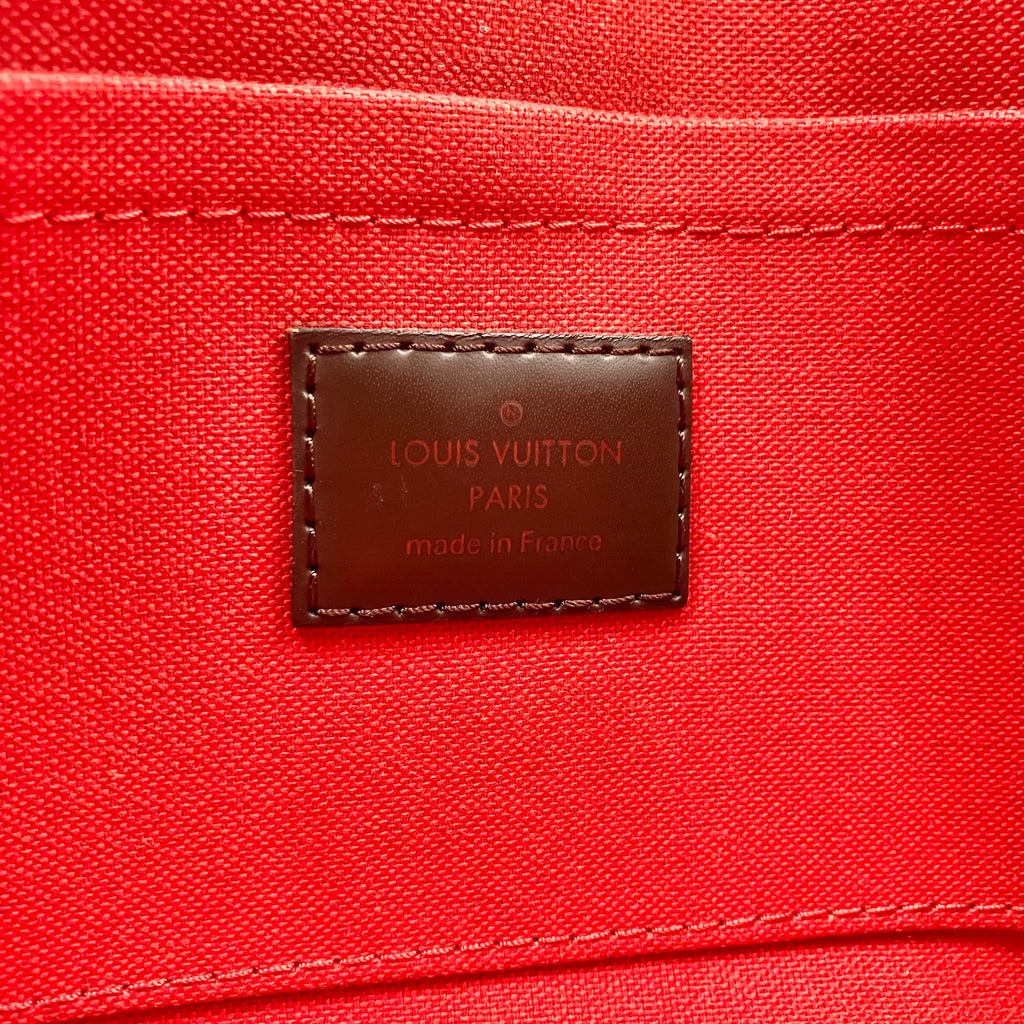 LOUIS VUITTON Damier Favorite
