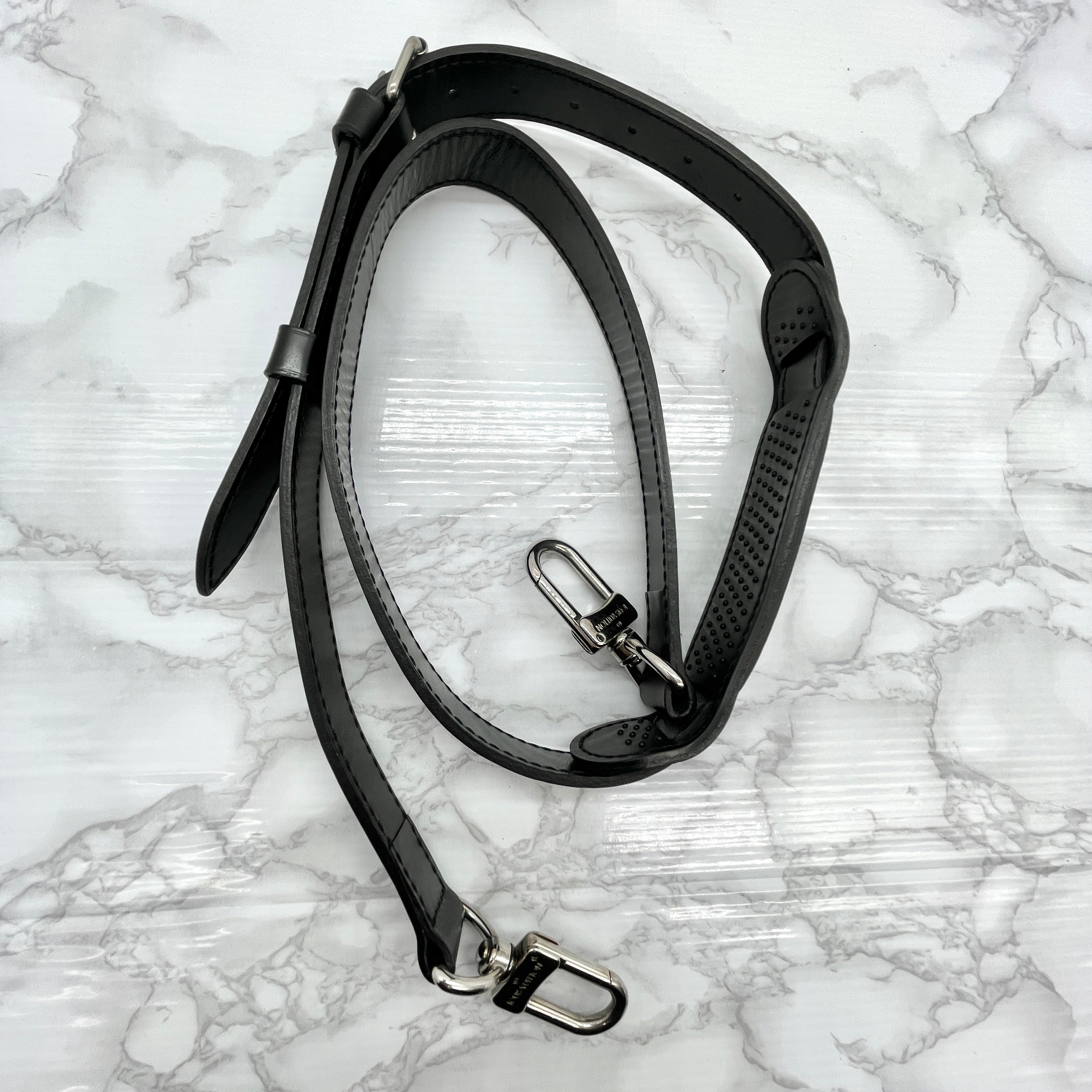 LOUIS VUITTON Graphite Keepall 55 Bandouliere