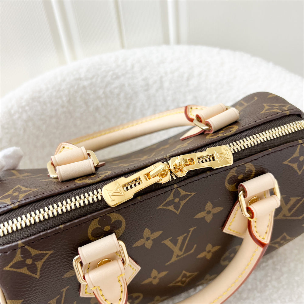 LV Speedy Bandouliere 20 in Monogram Canvas and Beige Patterned Strap