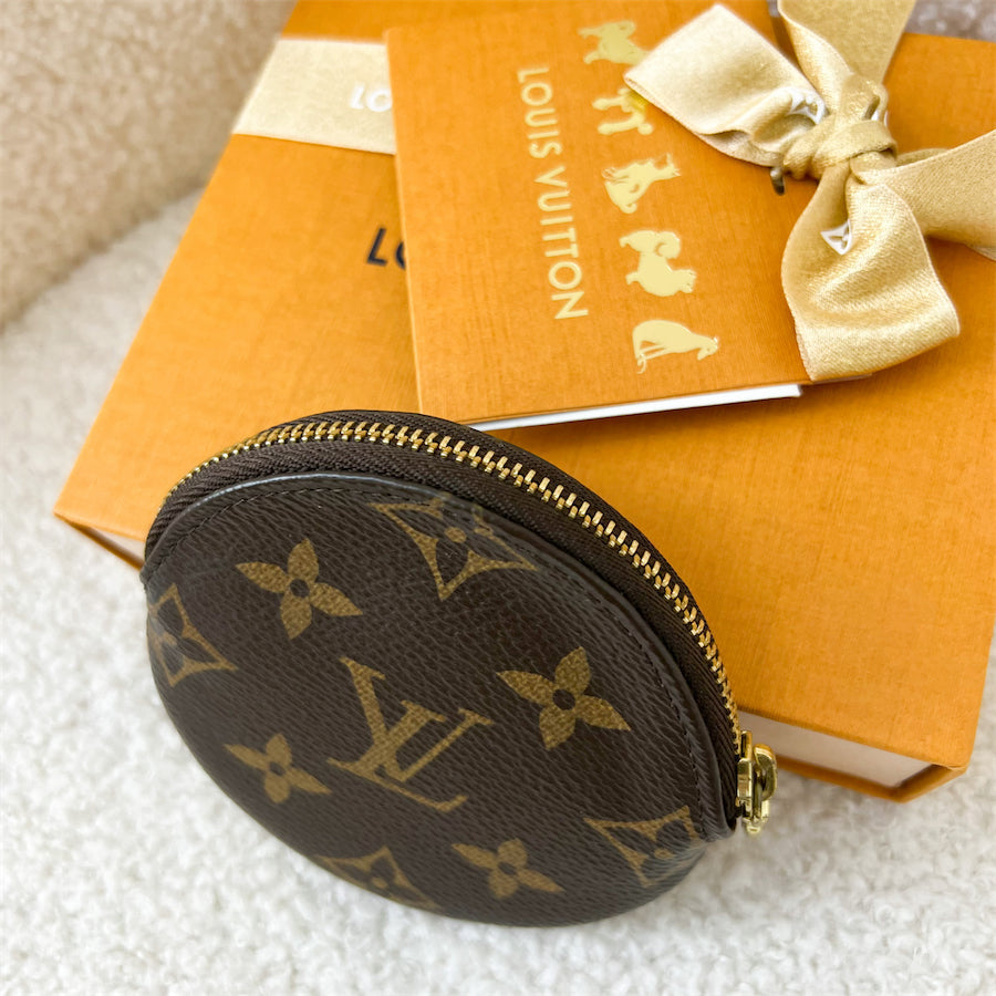 LV Round Coin Purse in Monogram Canvas GHW