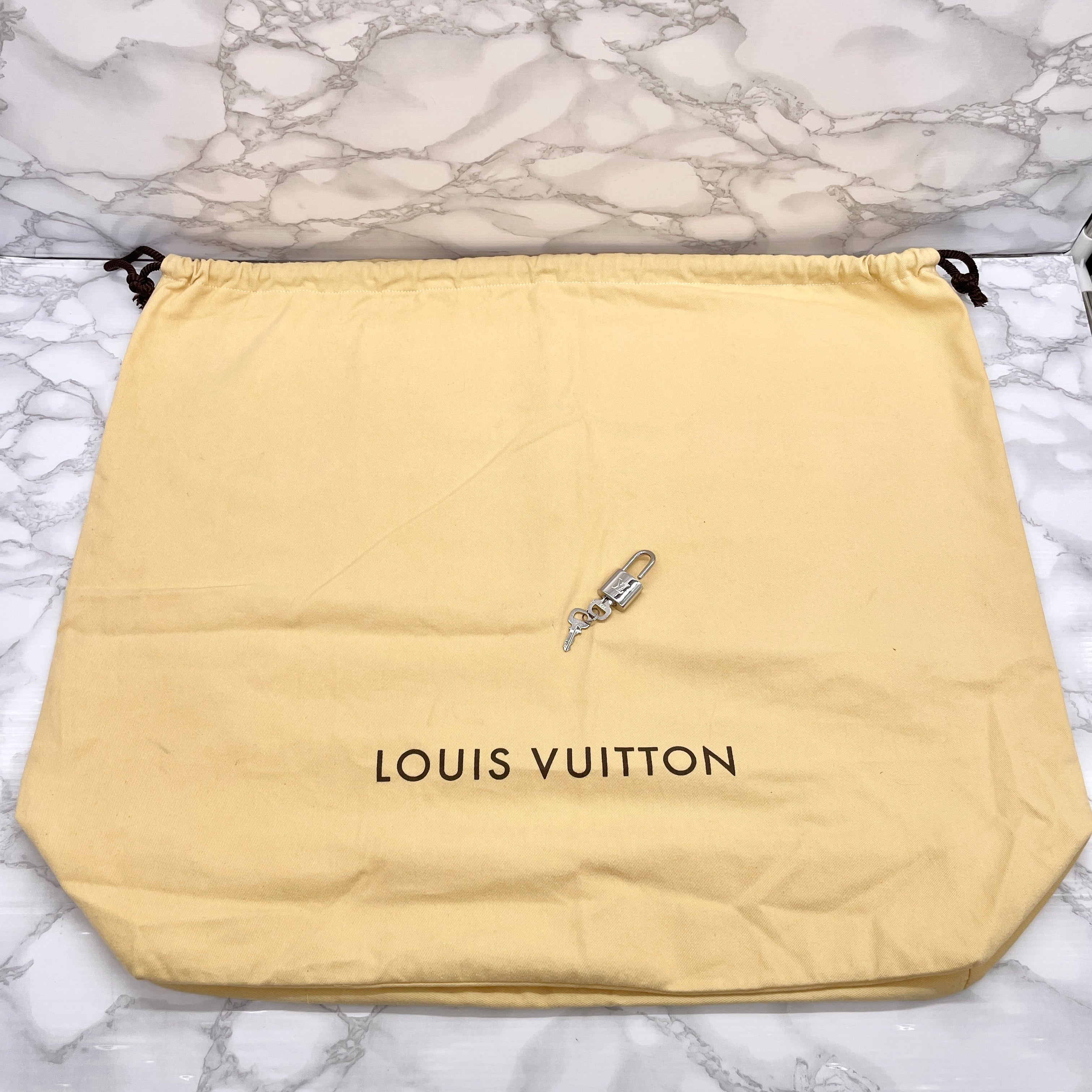 LOUIS VUITTON Graphite Keepall 55 Bandouliere