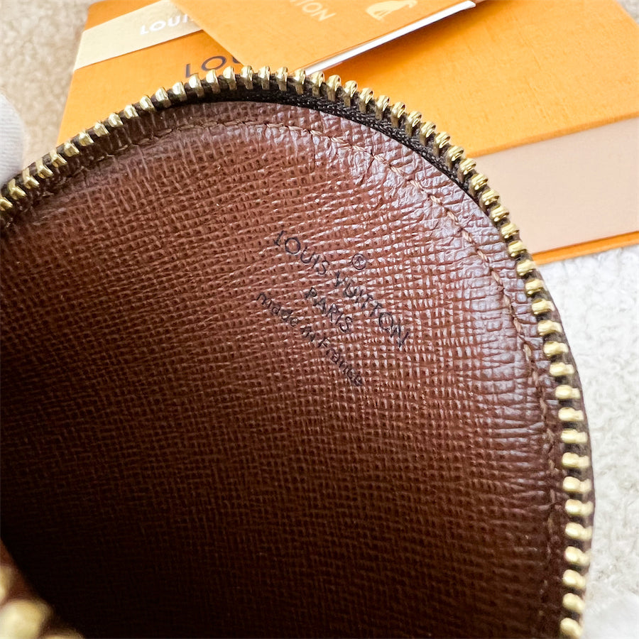 LV Round Coin Purse in Monogram Canvas GHW