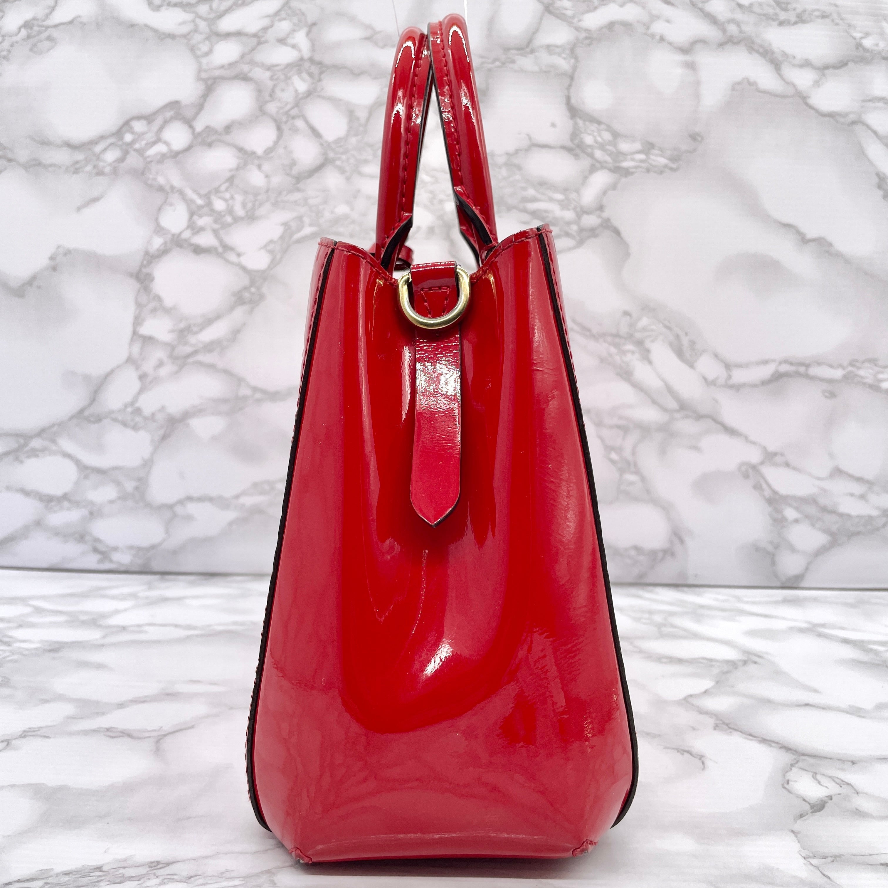 LOUIS VUITTON Vernis Montaigne BB