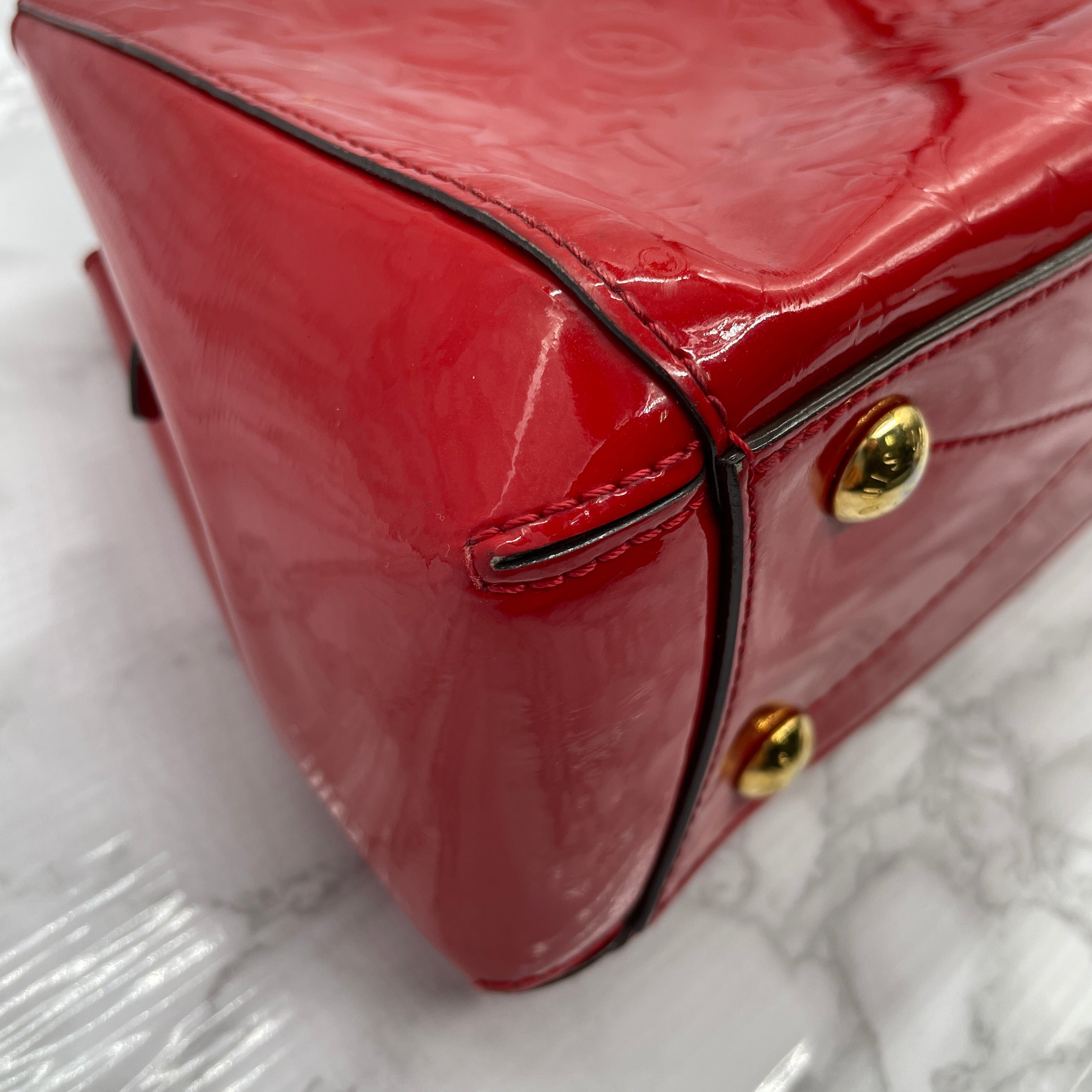 LOUIS VUITTON Vernis Montaigne BB