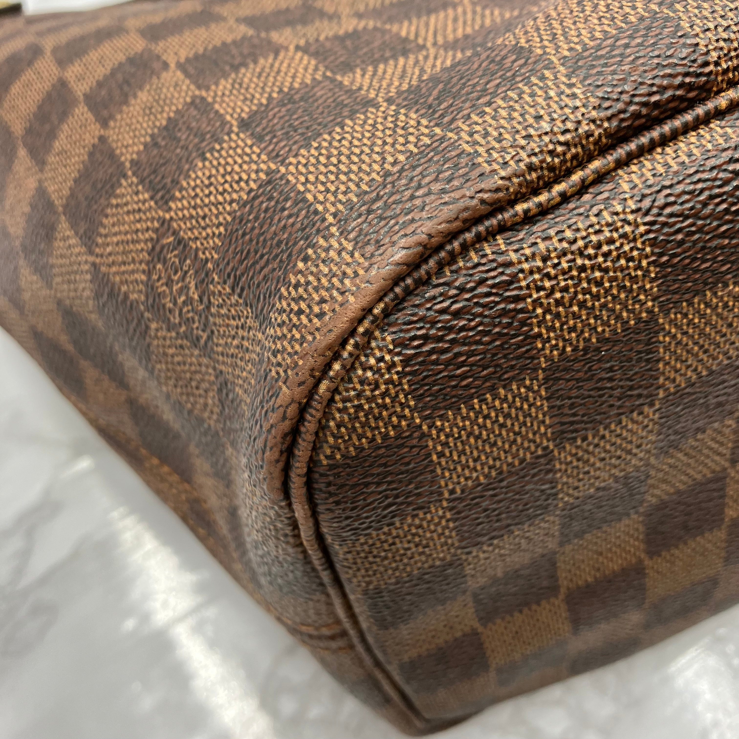 LOUIS VUITTON Damier Neverfull MM