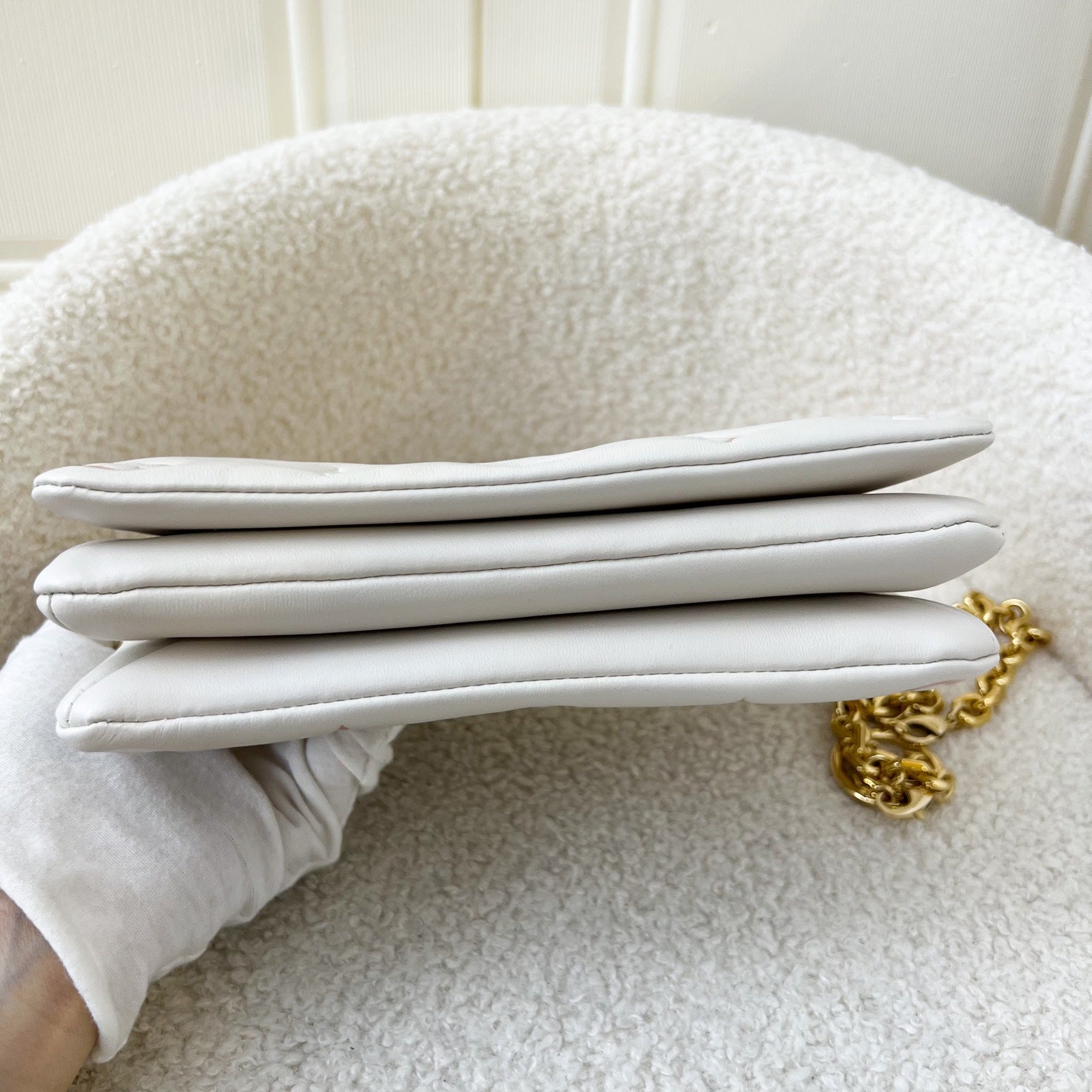 LV Pochette Coussin in Creme Puffy Lambskin and GHW