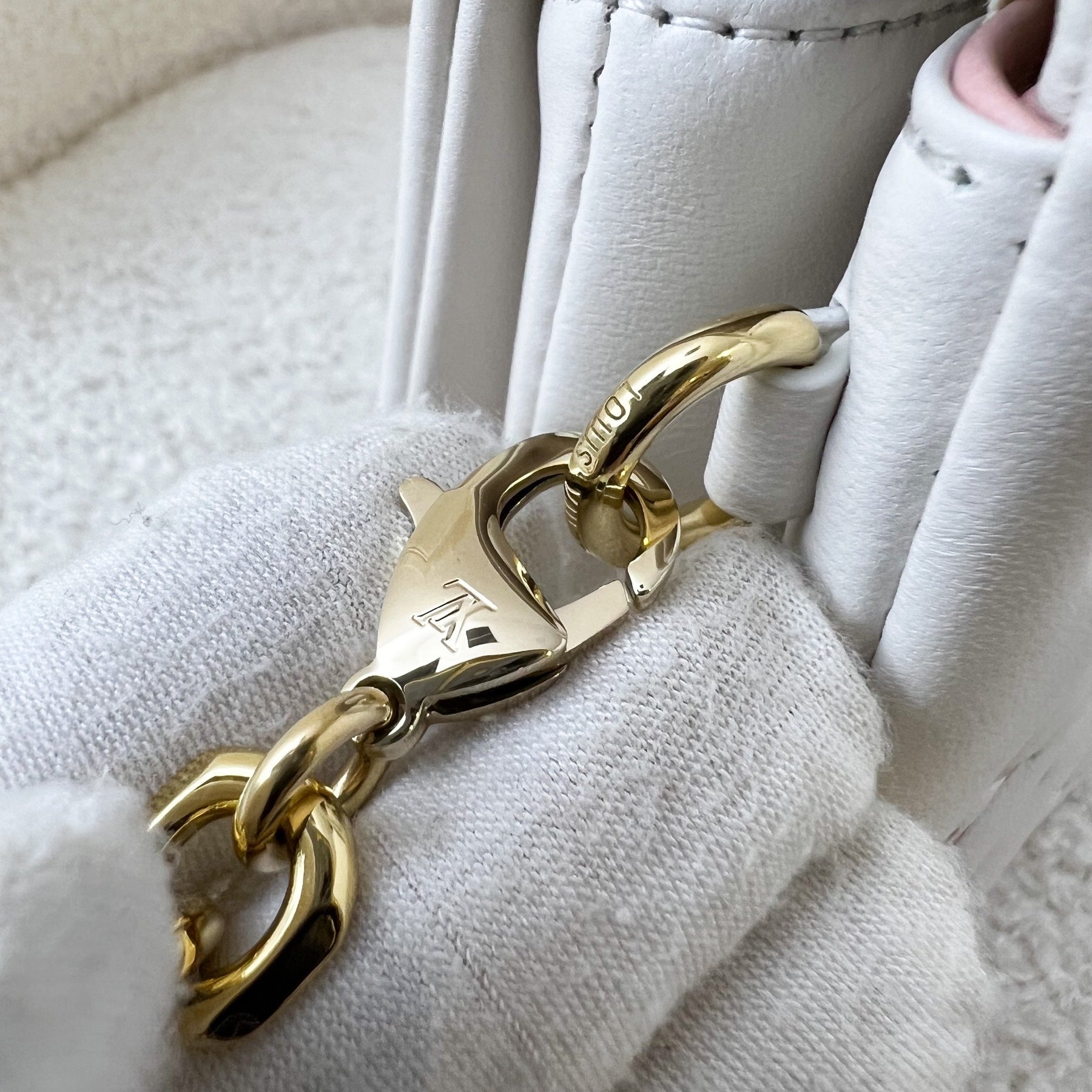 LV Pochette Coussin in Creme Puffy Lambskin and GHW