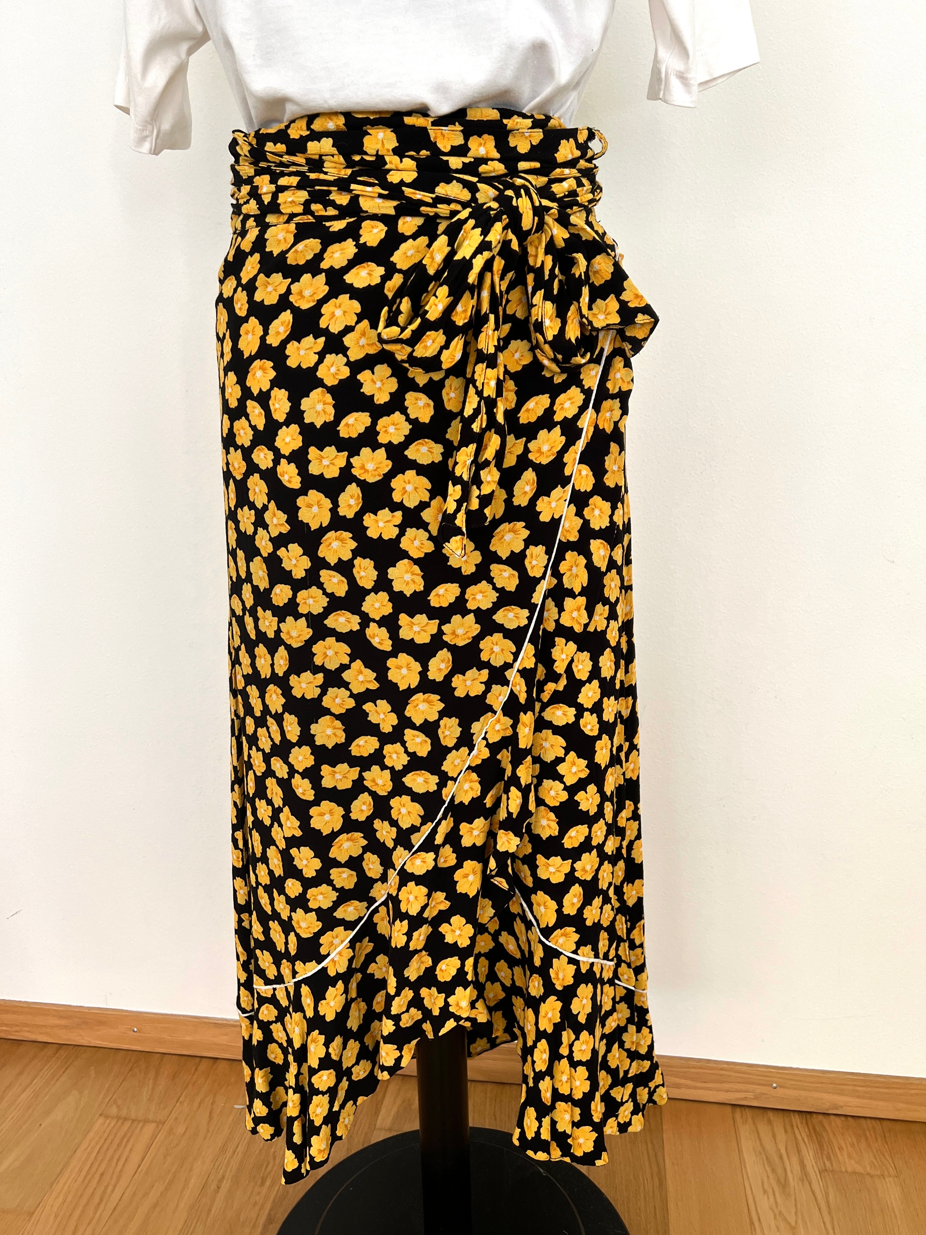 Flower Skirt Size Size 42