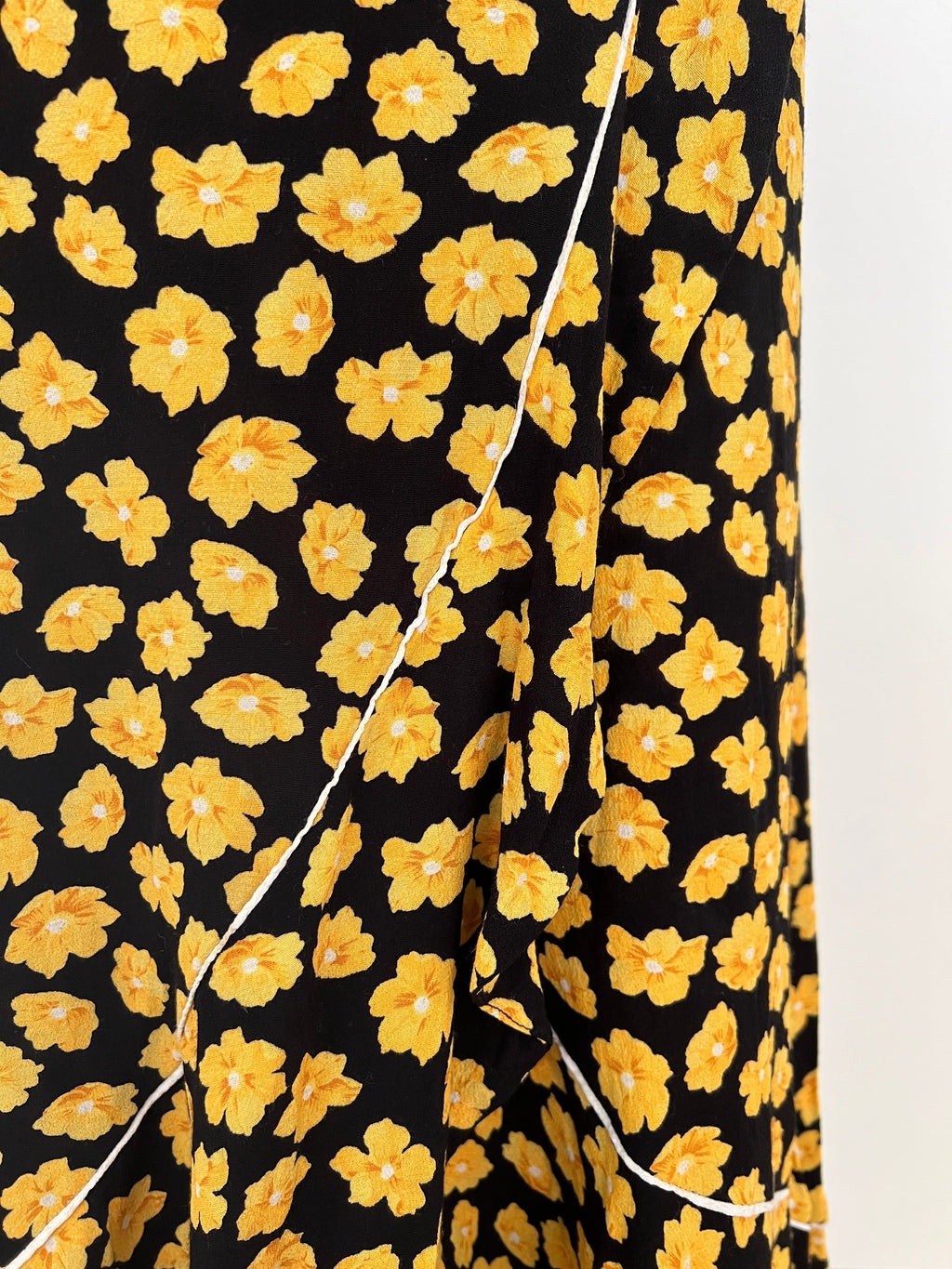 Flower Skirt Size Size 42