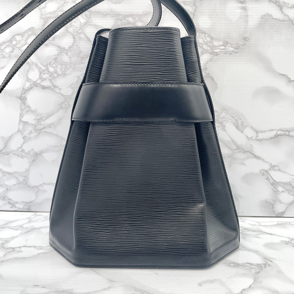 LOUIS VUITTON Epi sac de paule PM