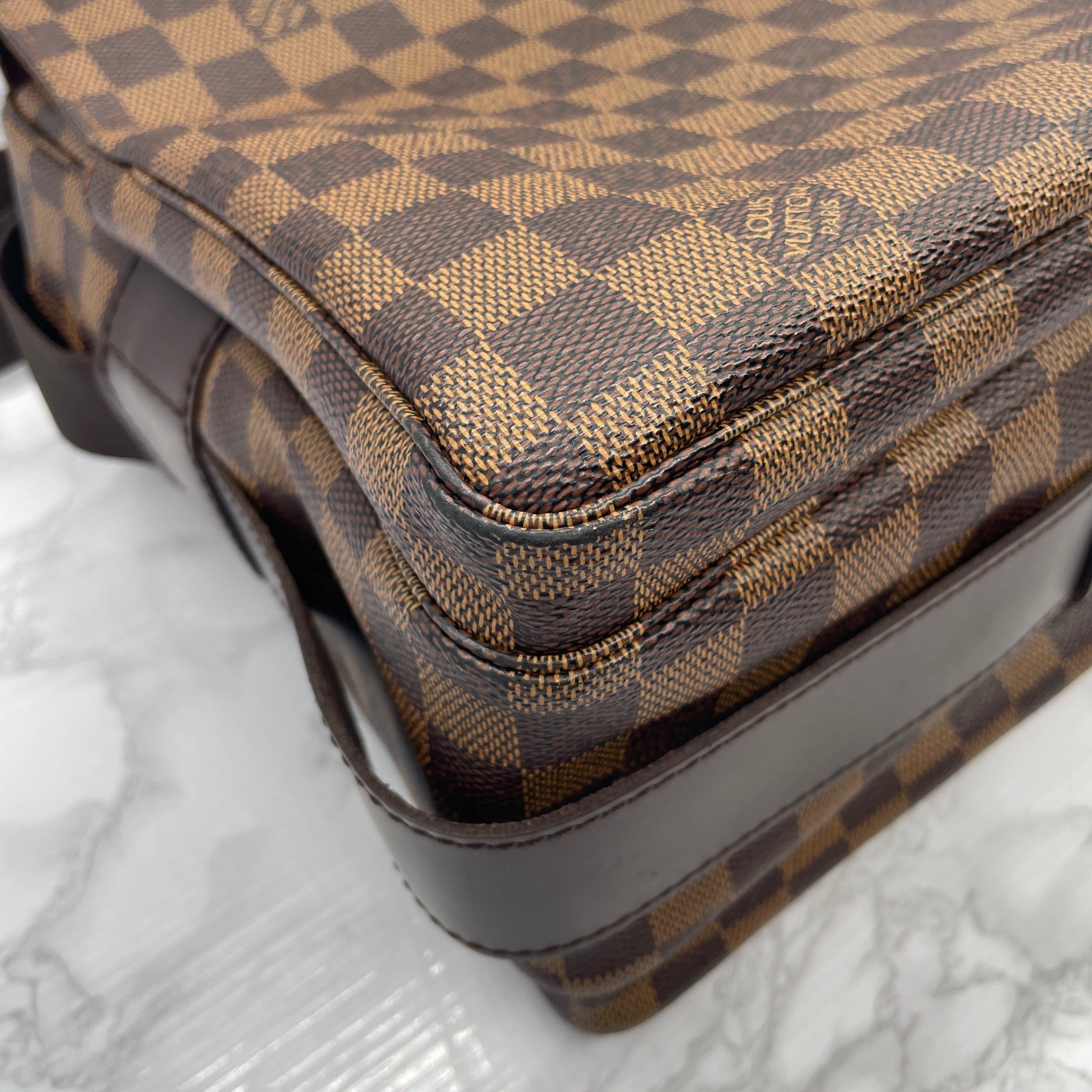 LOUIS VUITTON Damier Naviglio