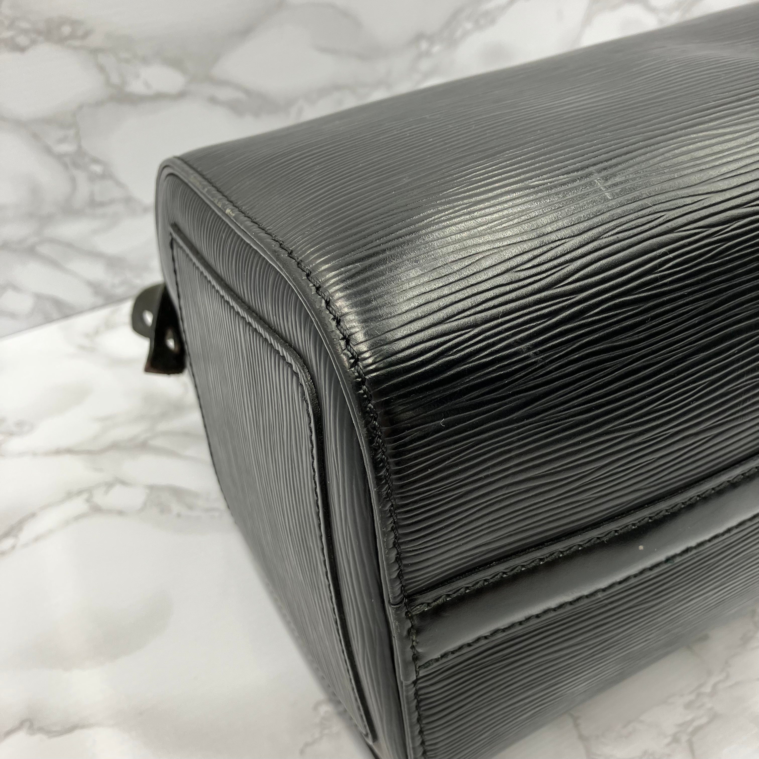 LOUIS VUITTON Epi Speedy 25