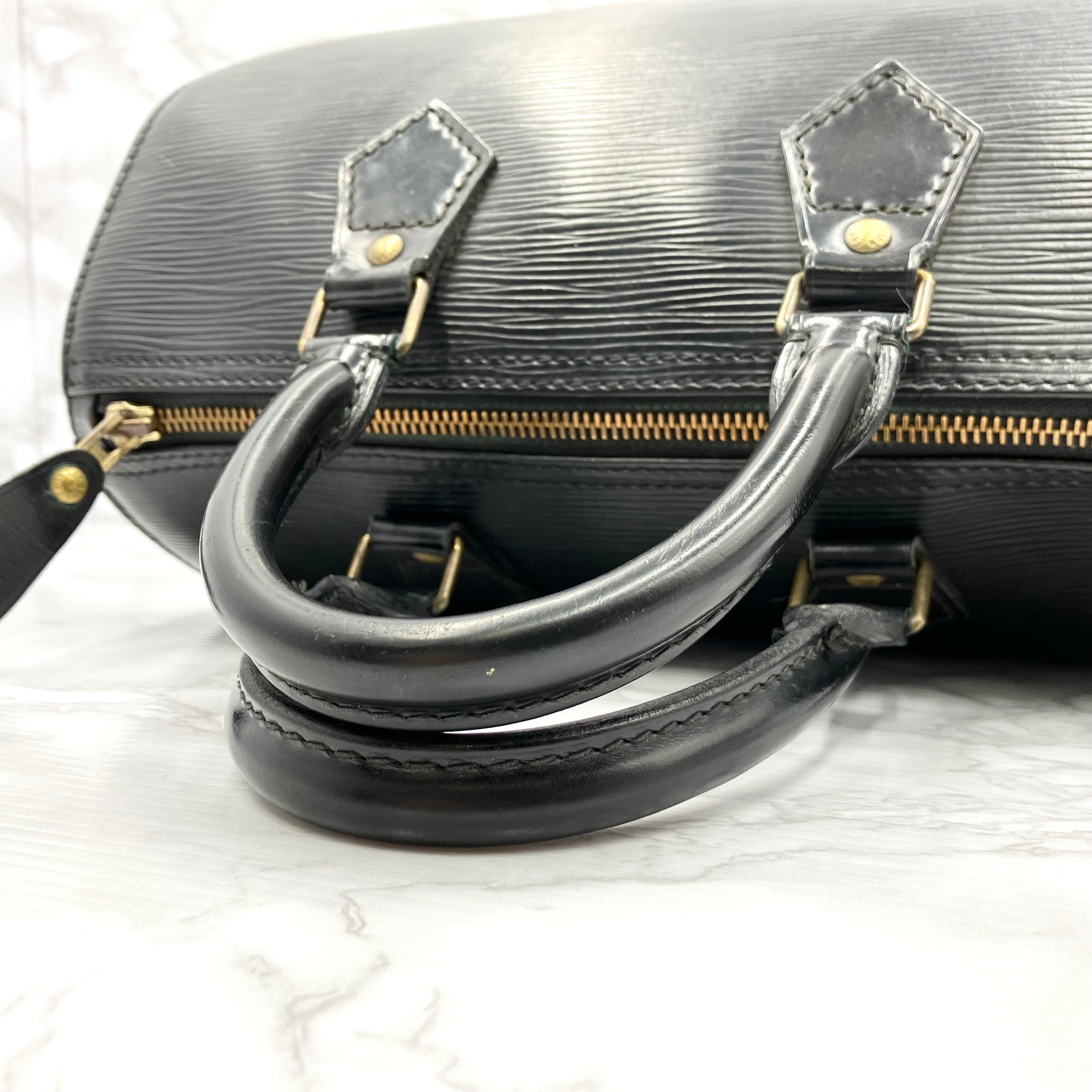 LOUIS VUITTON Epi Speedy 25