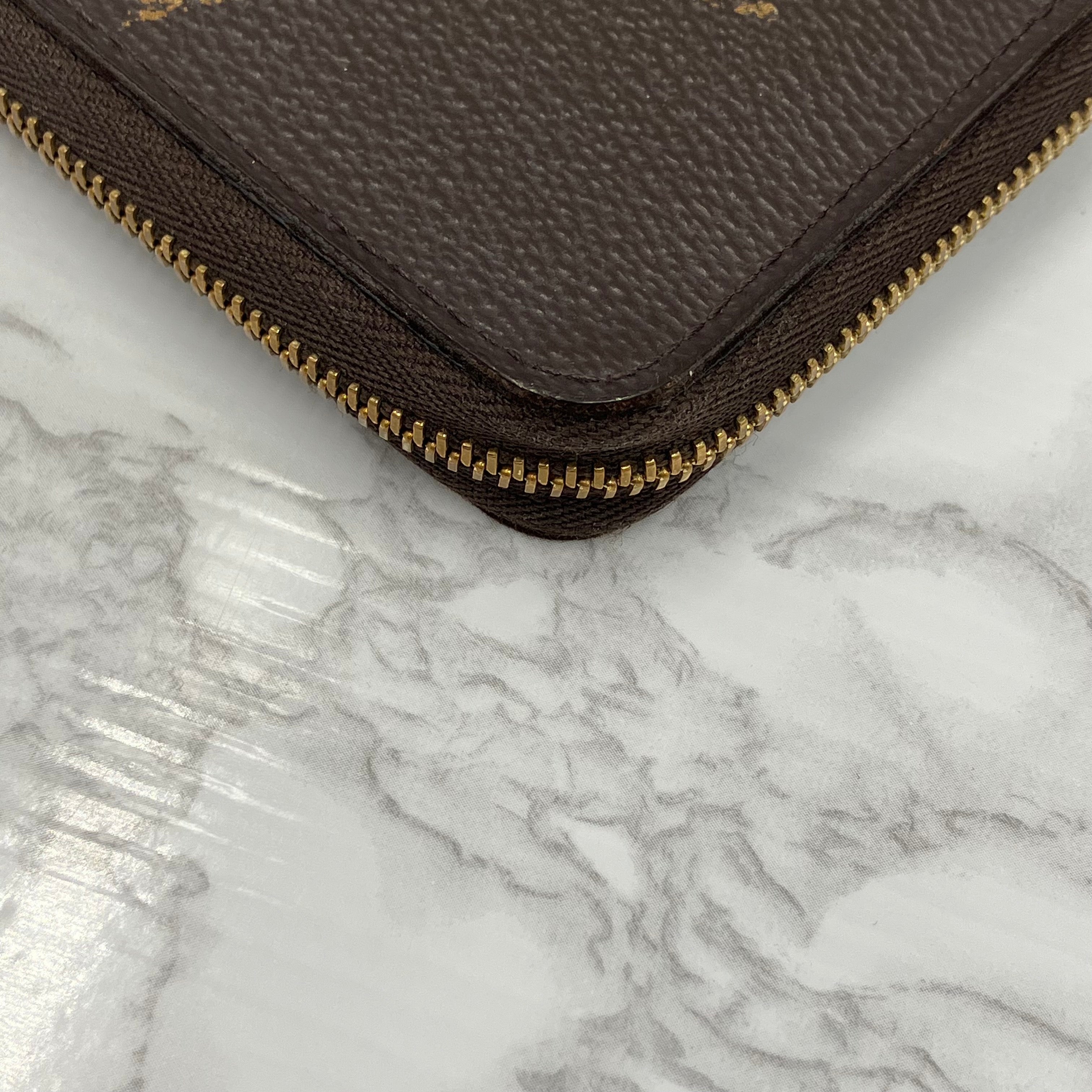 LOUIS VUITTON Monogram Giant coin purse