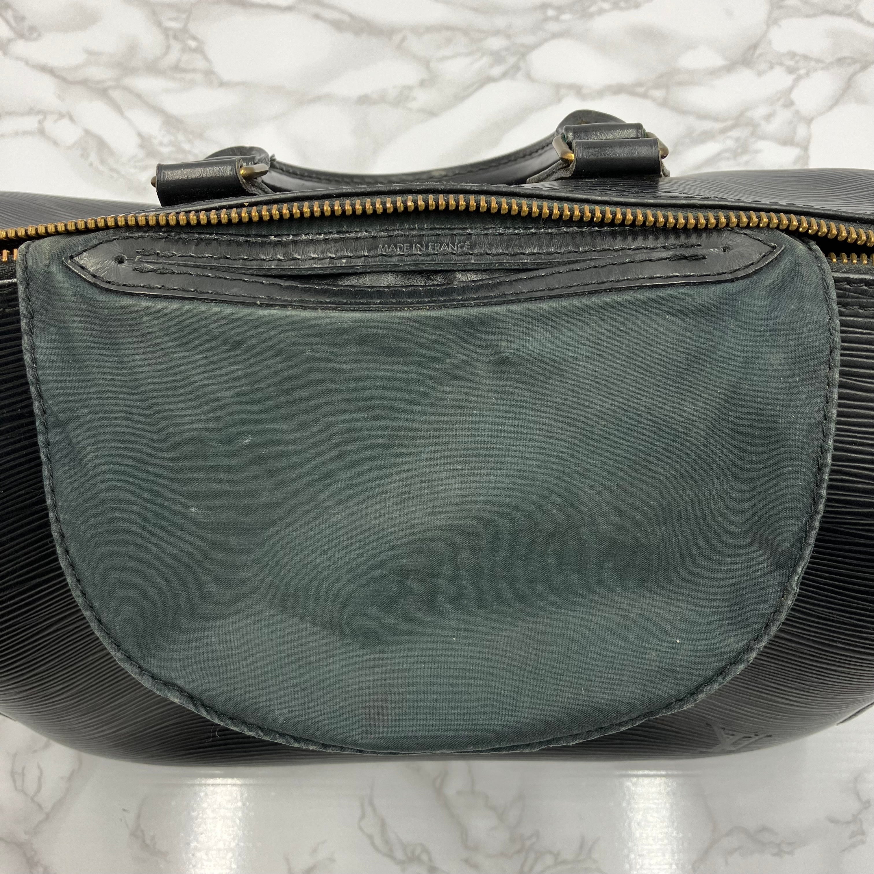 LOUIS VUITTON Epi Speedy 25