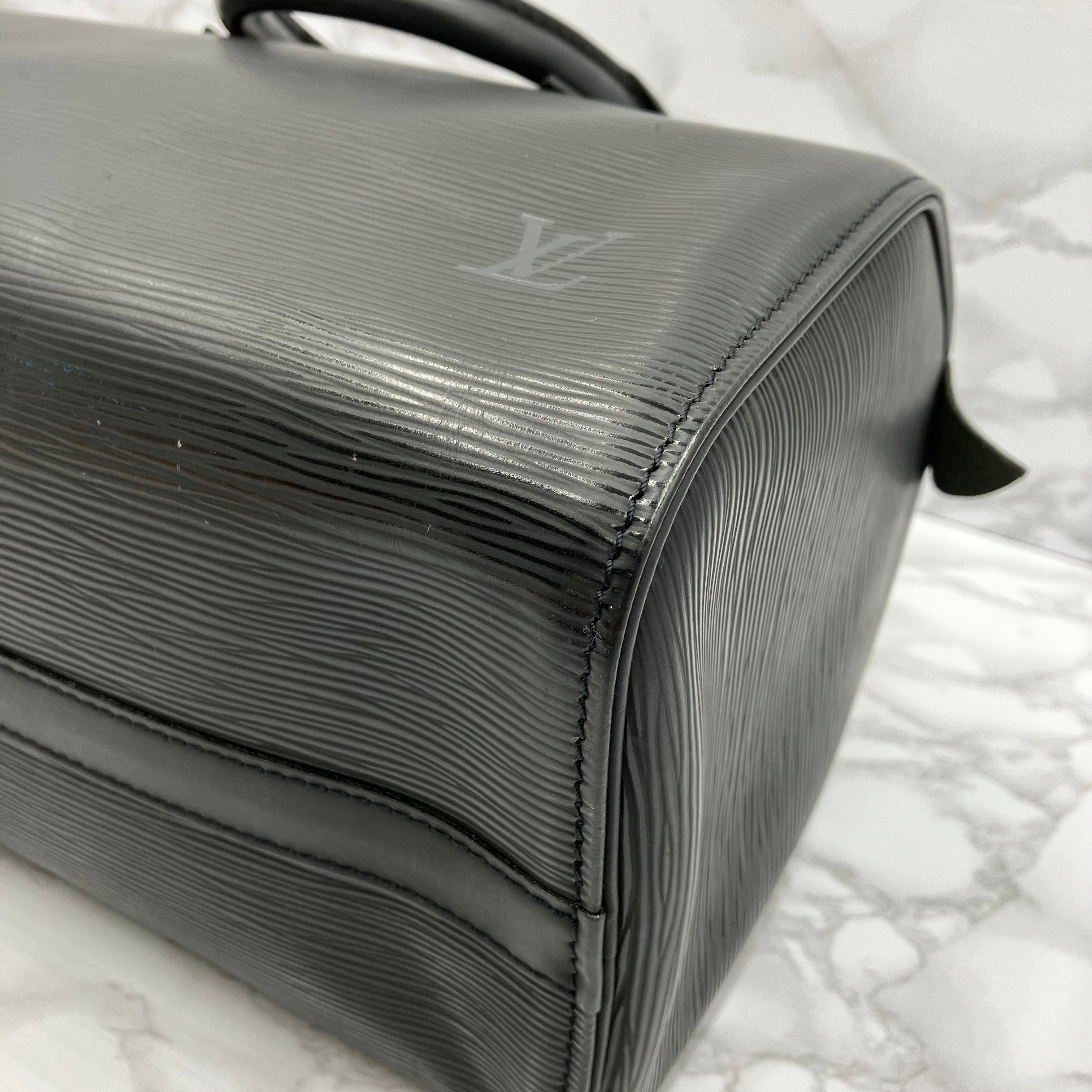 LOUIS VUITTON Epi Speedy25