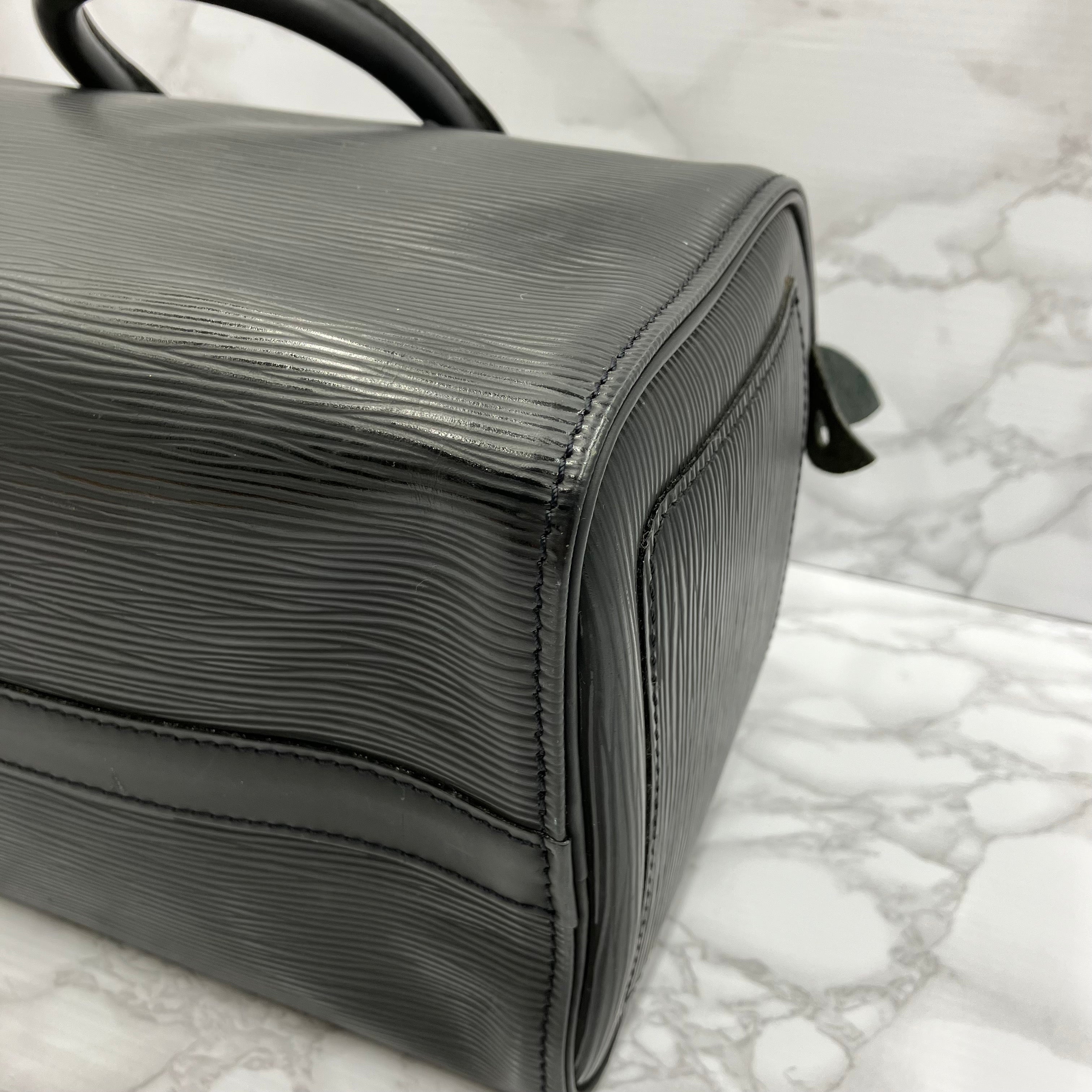LOUIS VUITTON Epi Speedy25