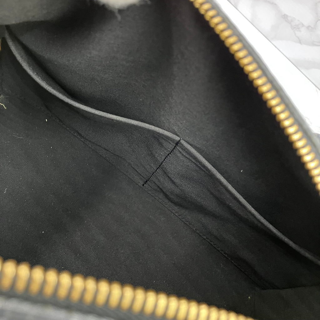 LOUIS VUITTON Epi Speedy25