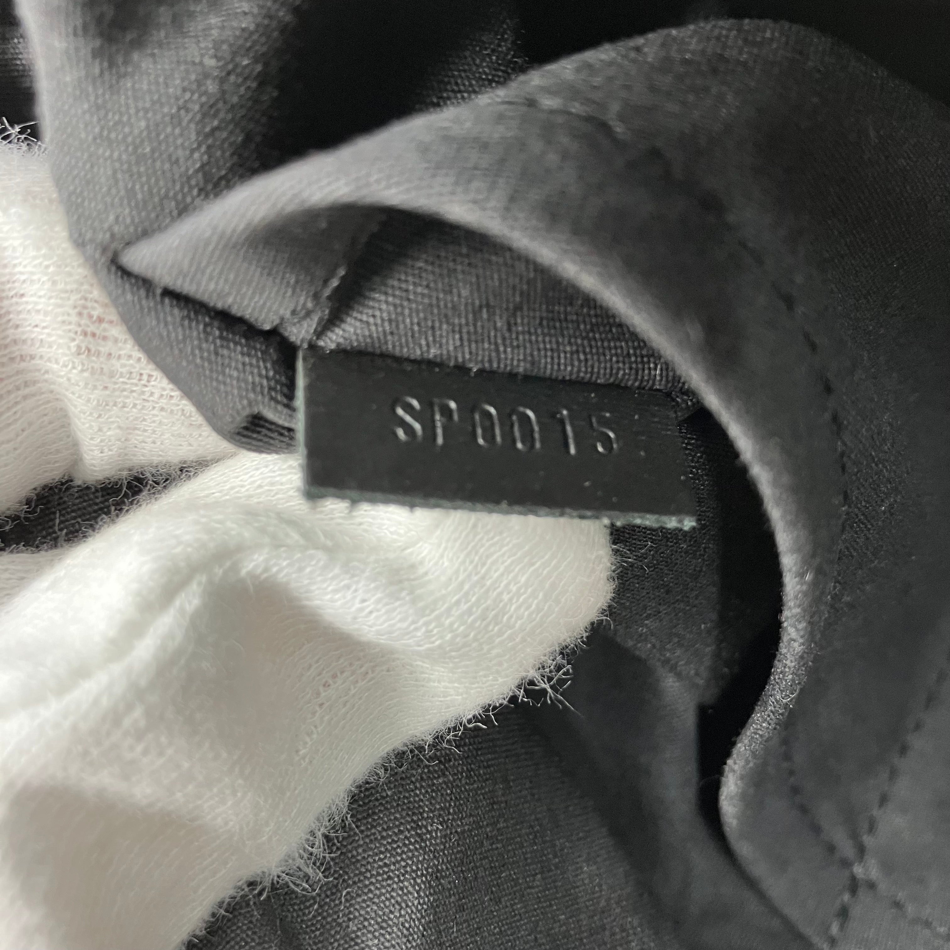 LOUIS VUITTON Epi Speedy25