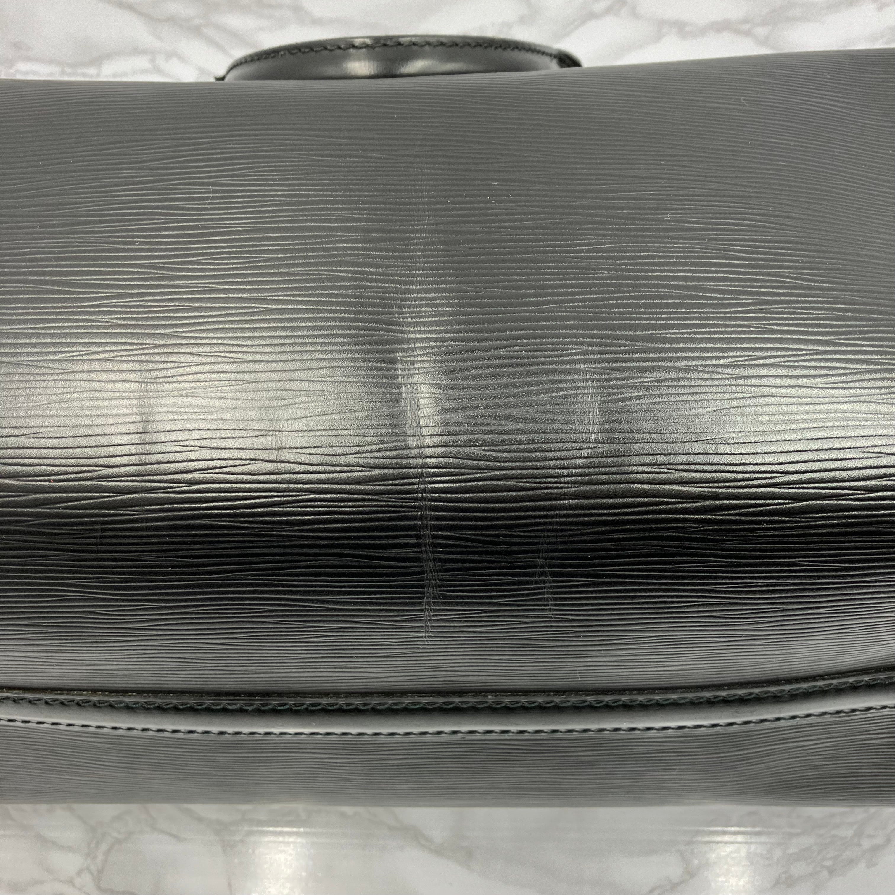 LOUIS VUITTON Epi Speedy 35