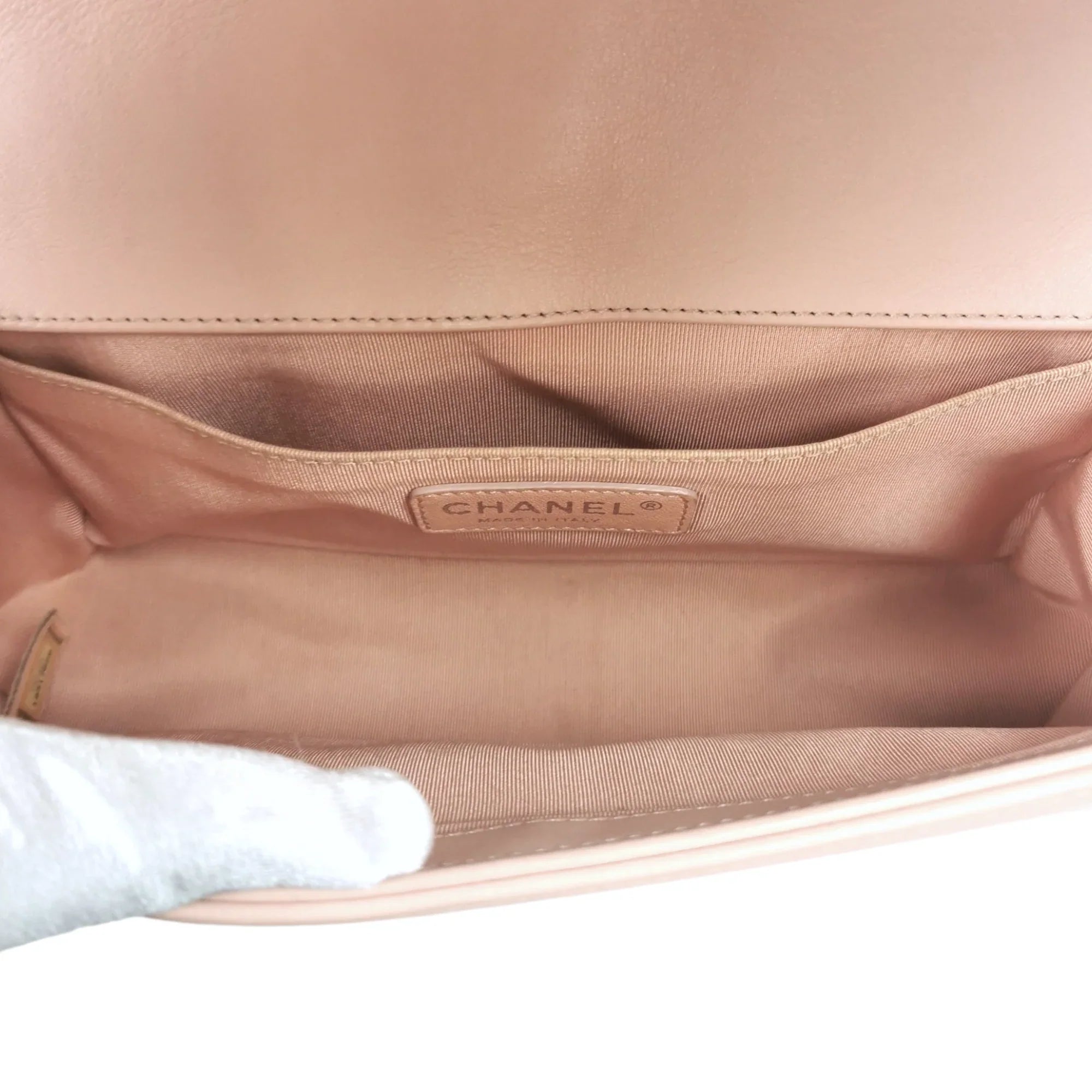 Chanel Boy Medium Light Pink Calfskin Ruthenium
