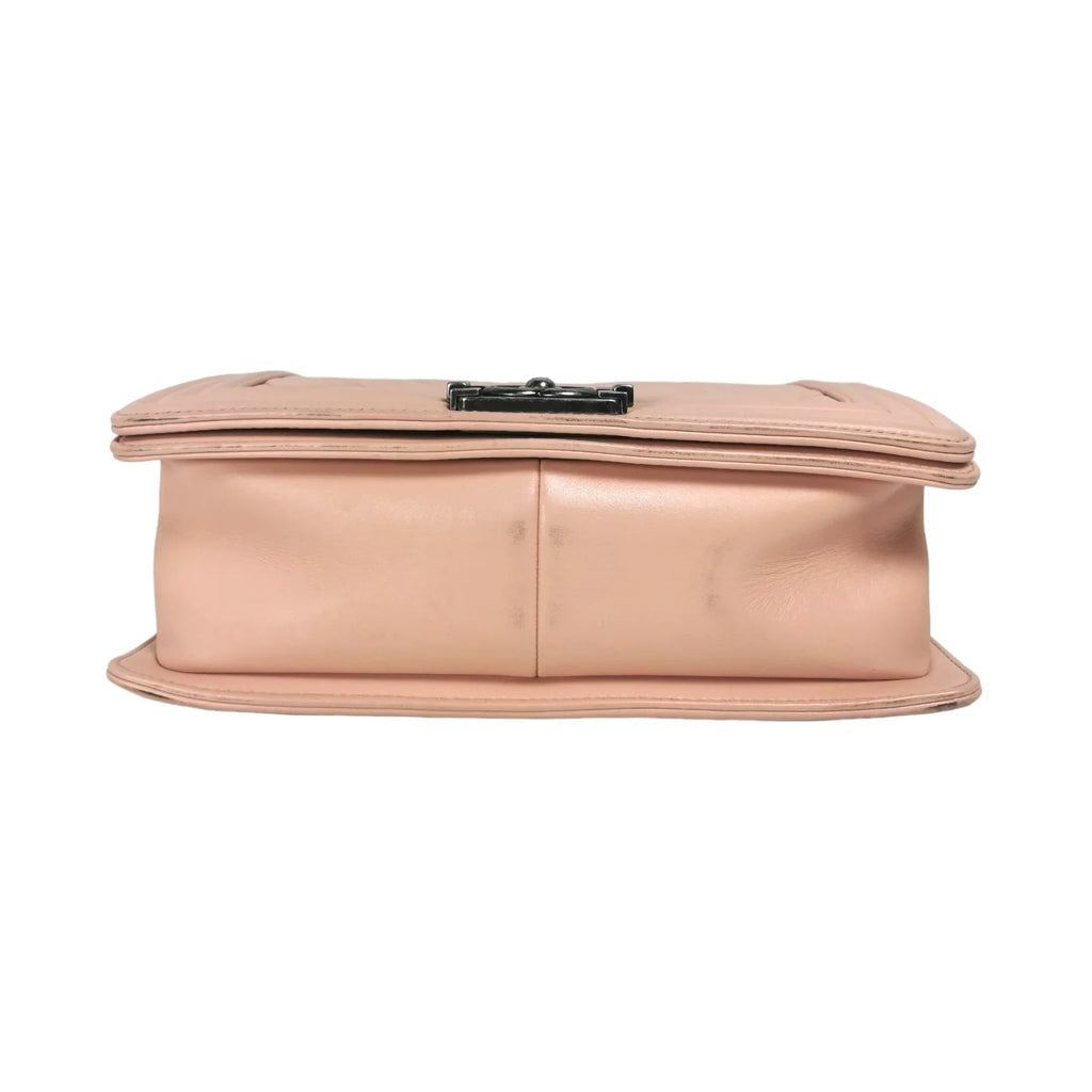 Chanel Boy Medium Light Pink Calfskin Ruthenium