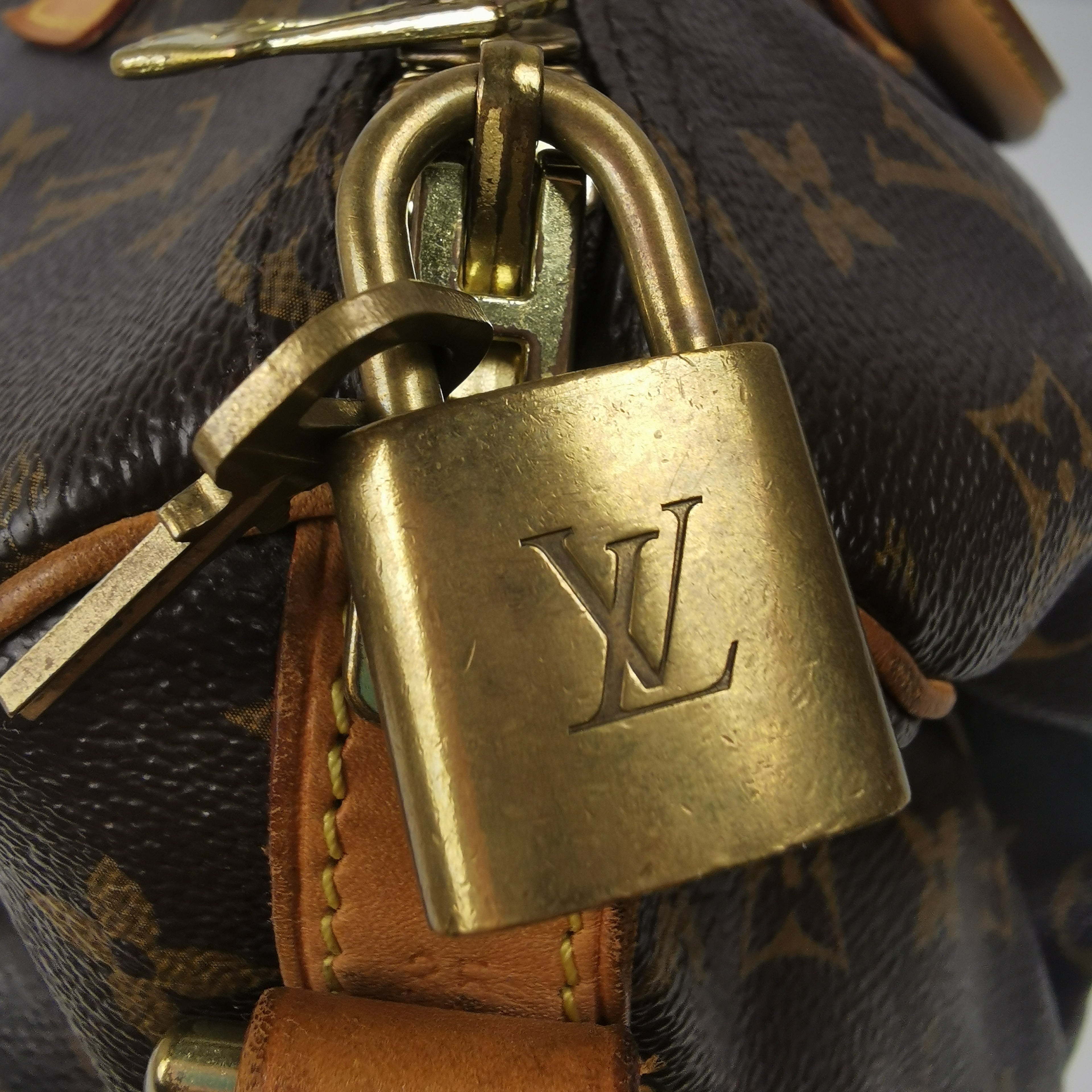 Louis Vuitton Speedy Bandouliere 35 Monogram Canvas