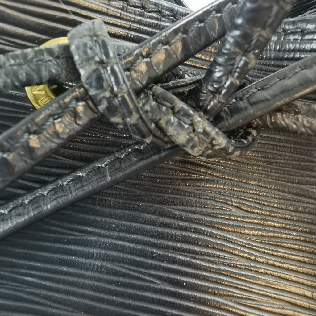 Louis Vuitton Petit NoÃƒÆ’Ã‚Â© Black Epi