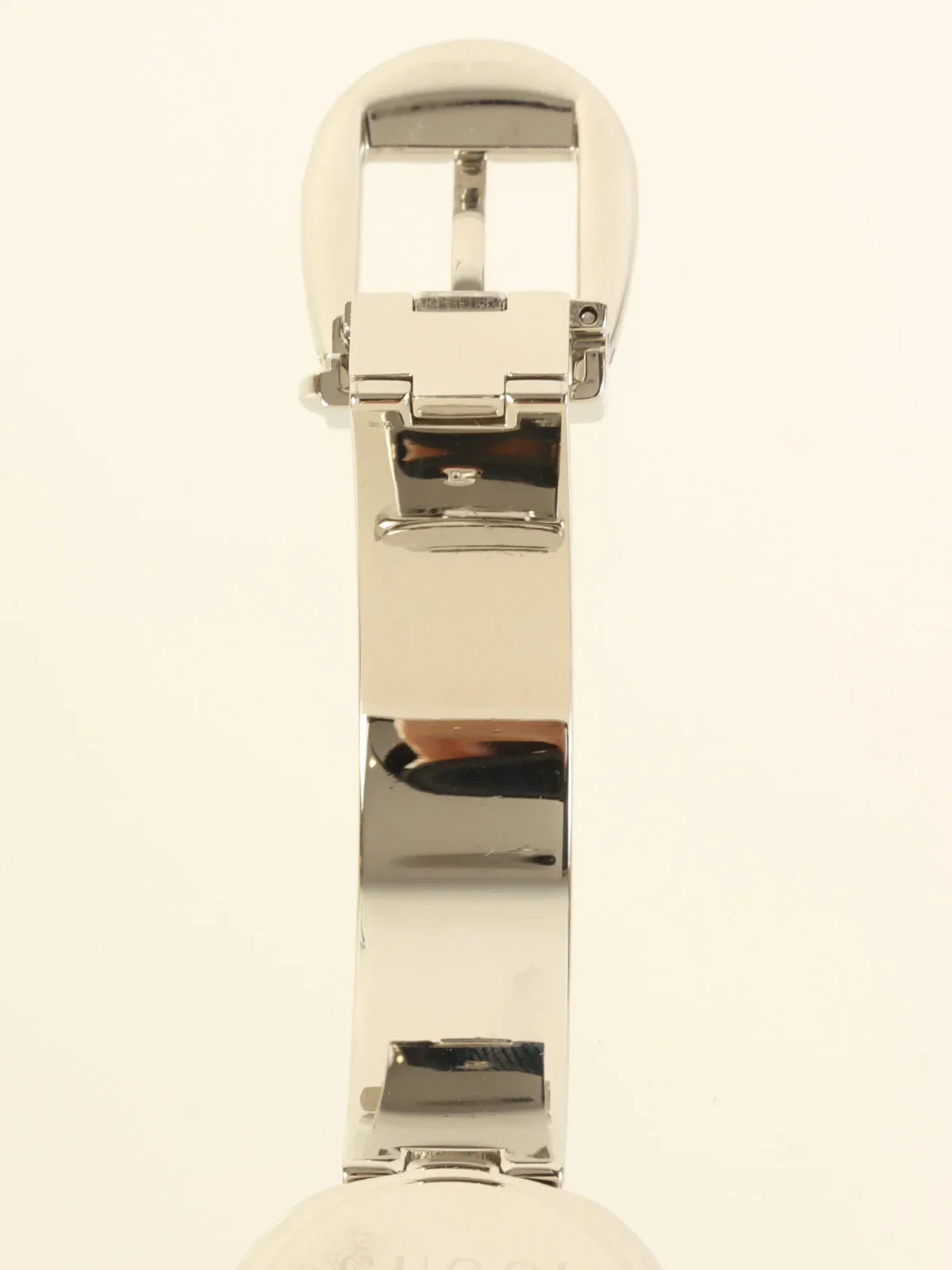 GUCCI Round Face Bangle Watch Silver