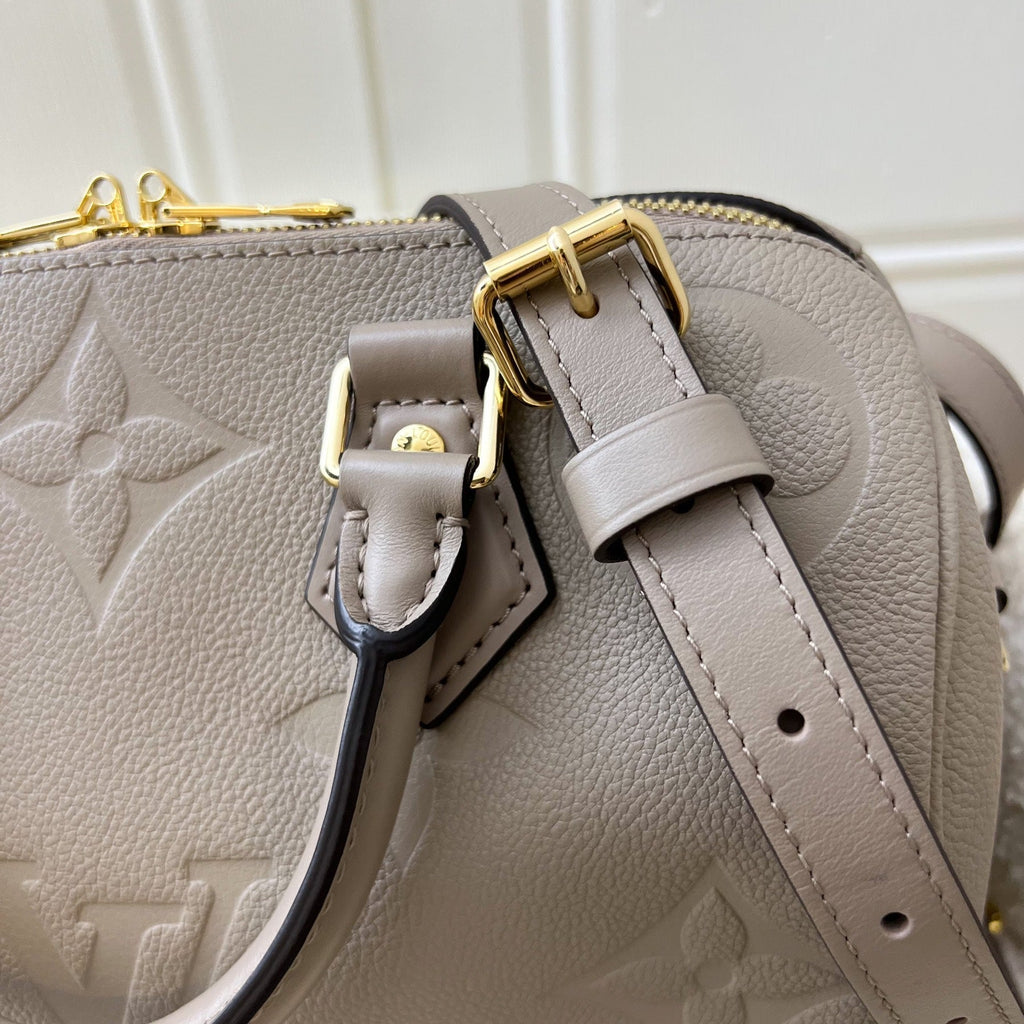 LV Speedy 25 Bandouliere in Tourterelle Giant Monogram Empreinte Leather GHW