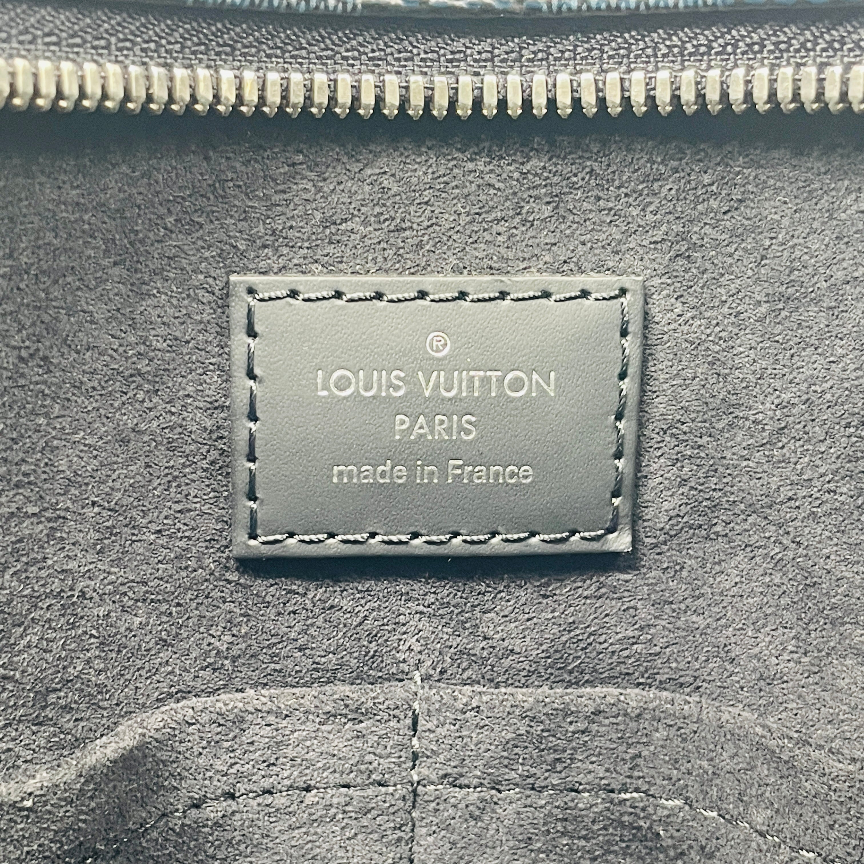 LOUIS VUITTON Damier Cobalt Caba Joule