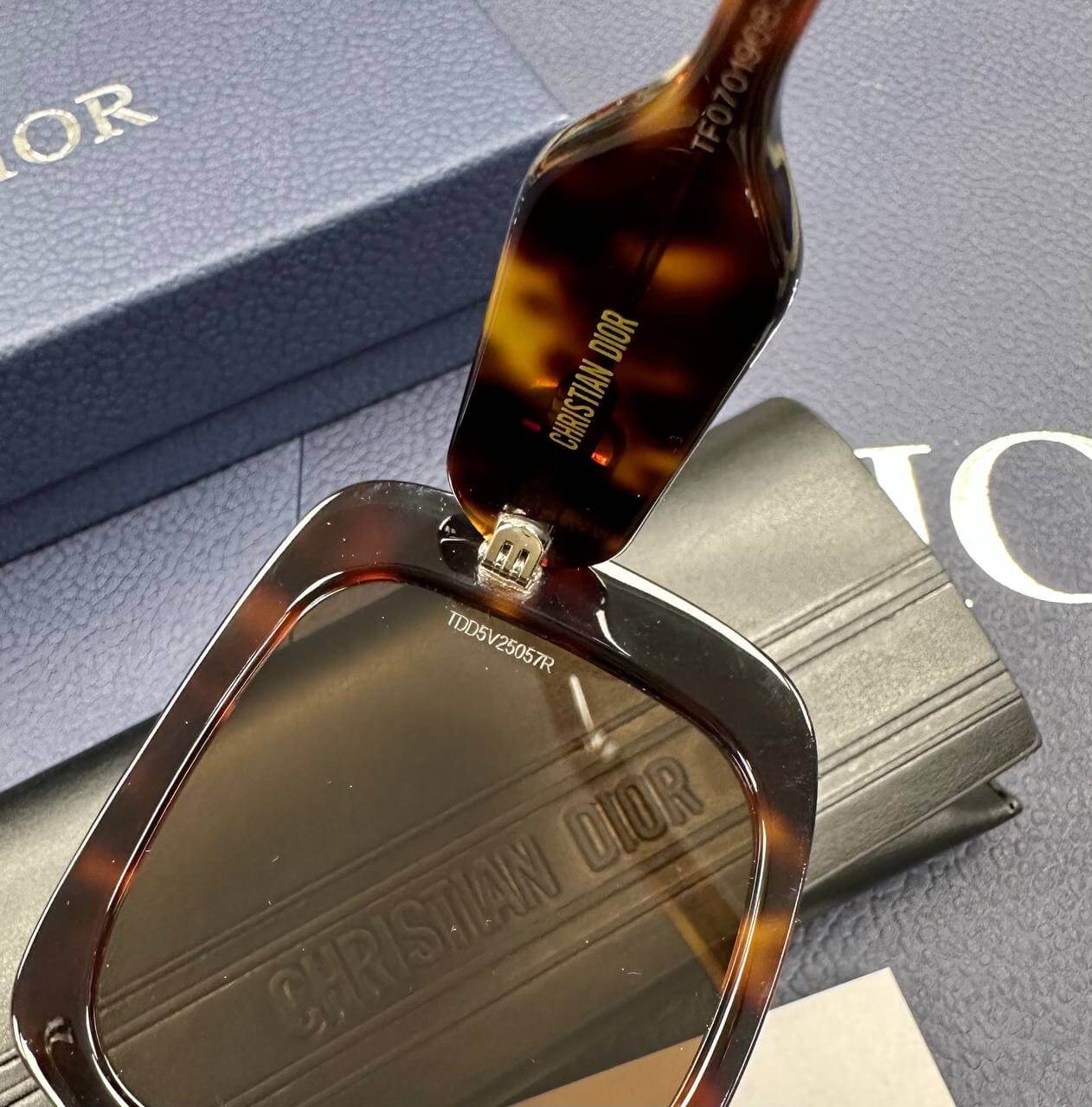 Gradient Square Sunglasses 55mm