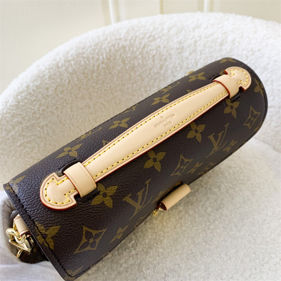 LV Pochette Metis East West in Monogram Canvas GHW