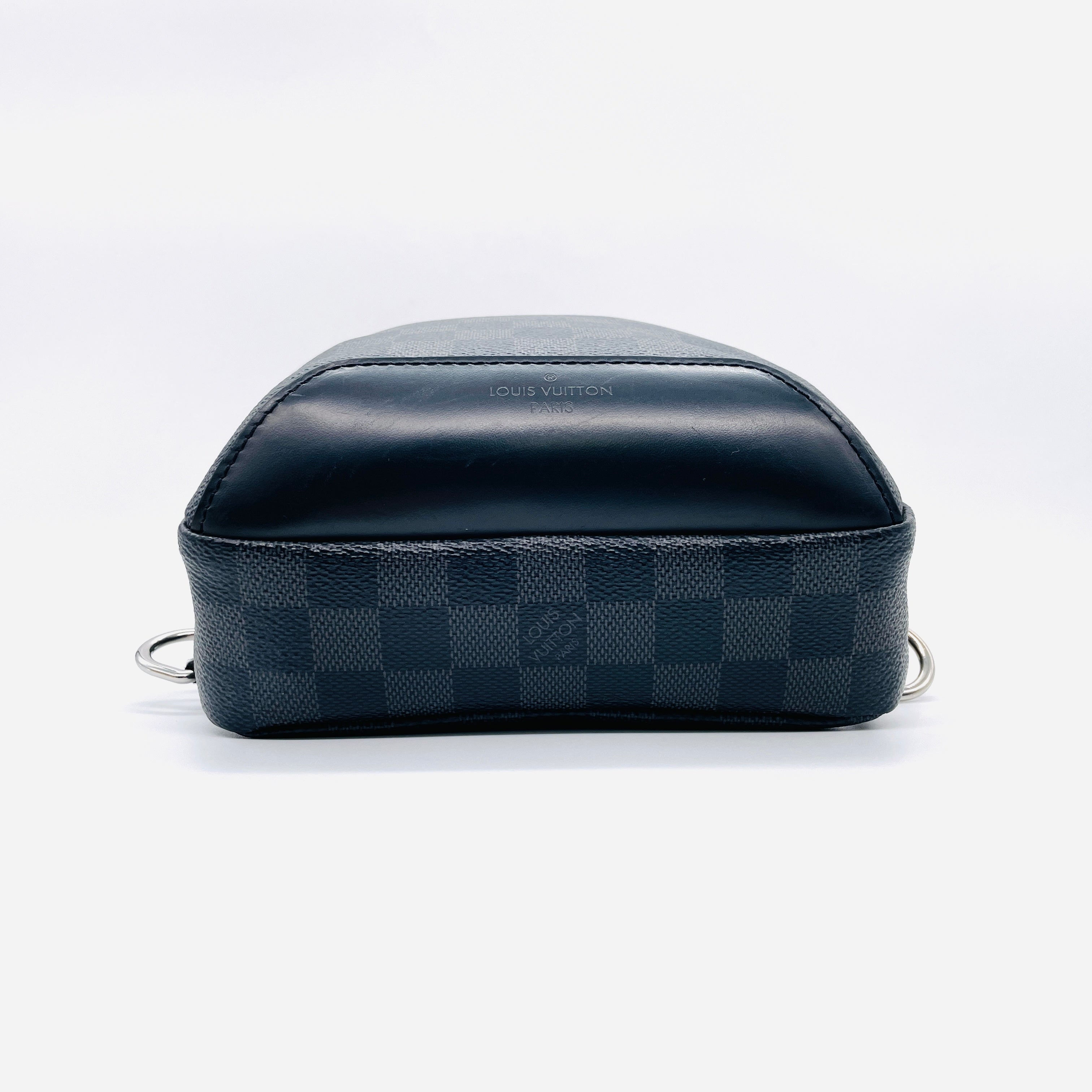 LOUIS VUITTON Graphite Avenue Sling