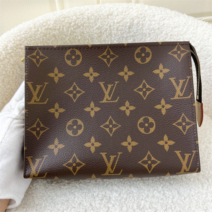 LV Toiletry 19 in Monogram Canvas and GHW