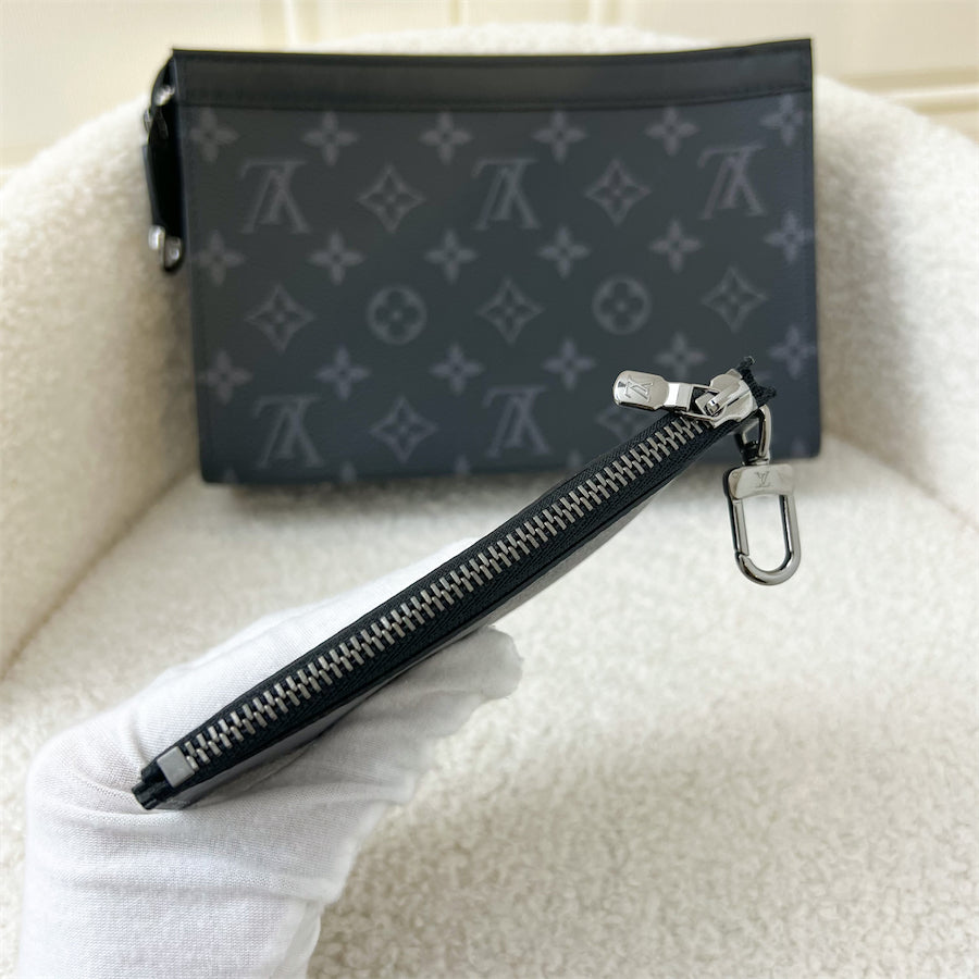 LV  Mens Gaston Wearable Wallet in Monogram Eclipse Reverse coated canvas SHW