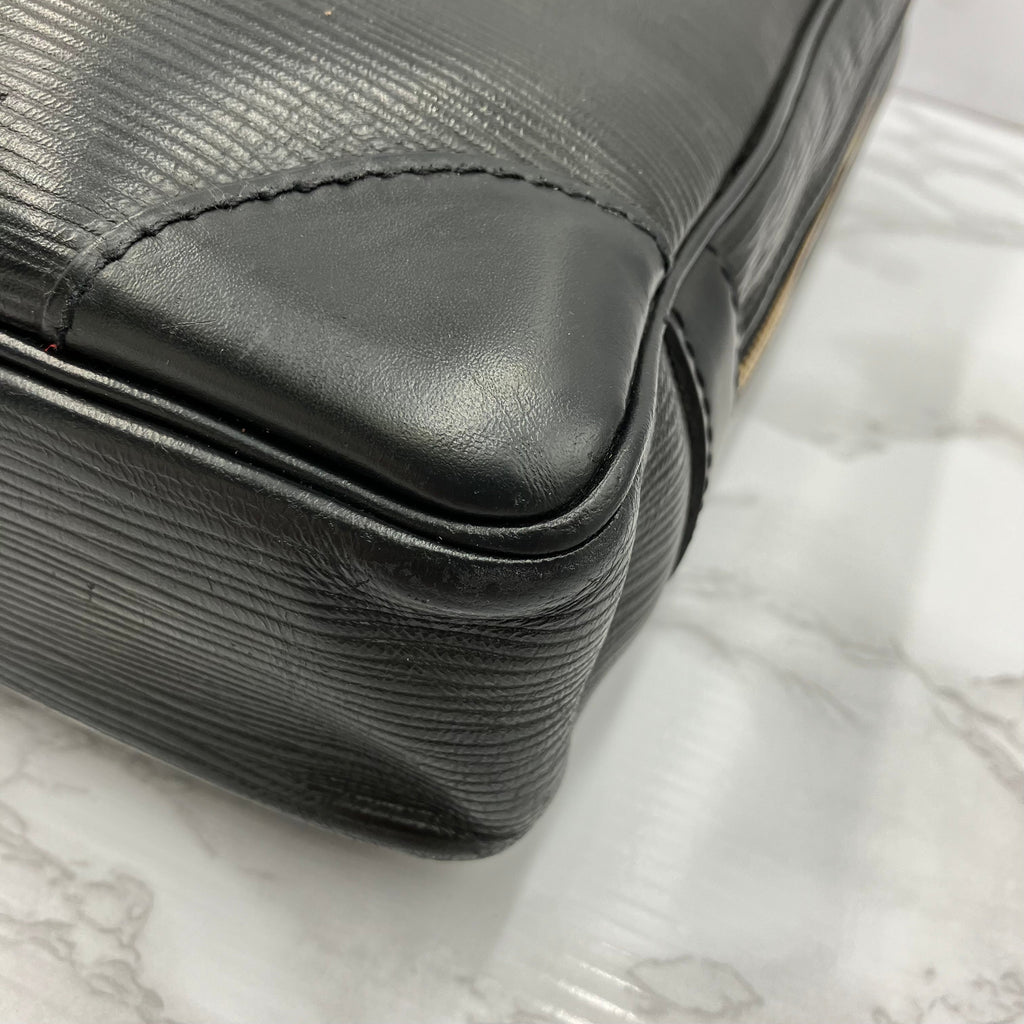 LOUIS VUITTON Epi Porte de Gumain