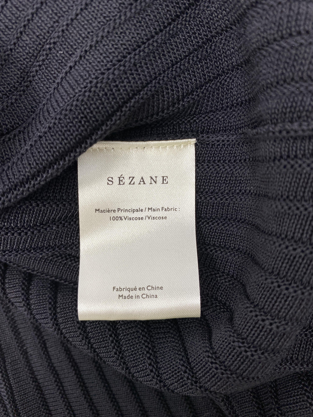 SÃƒÆ’Ã¢â‚¬Â°ZANE BLACK VISCOSE TOP WITH BACK DETAIL - SIZE M