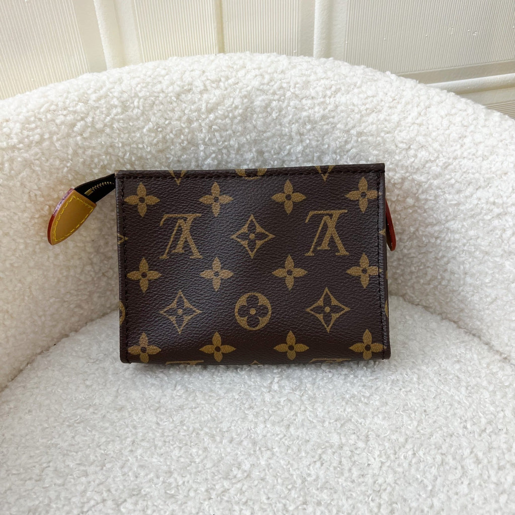 LV Toiletry Pouch on Chain in Monogram Canvas GHW