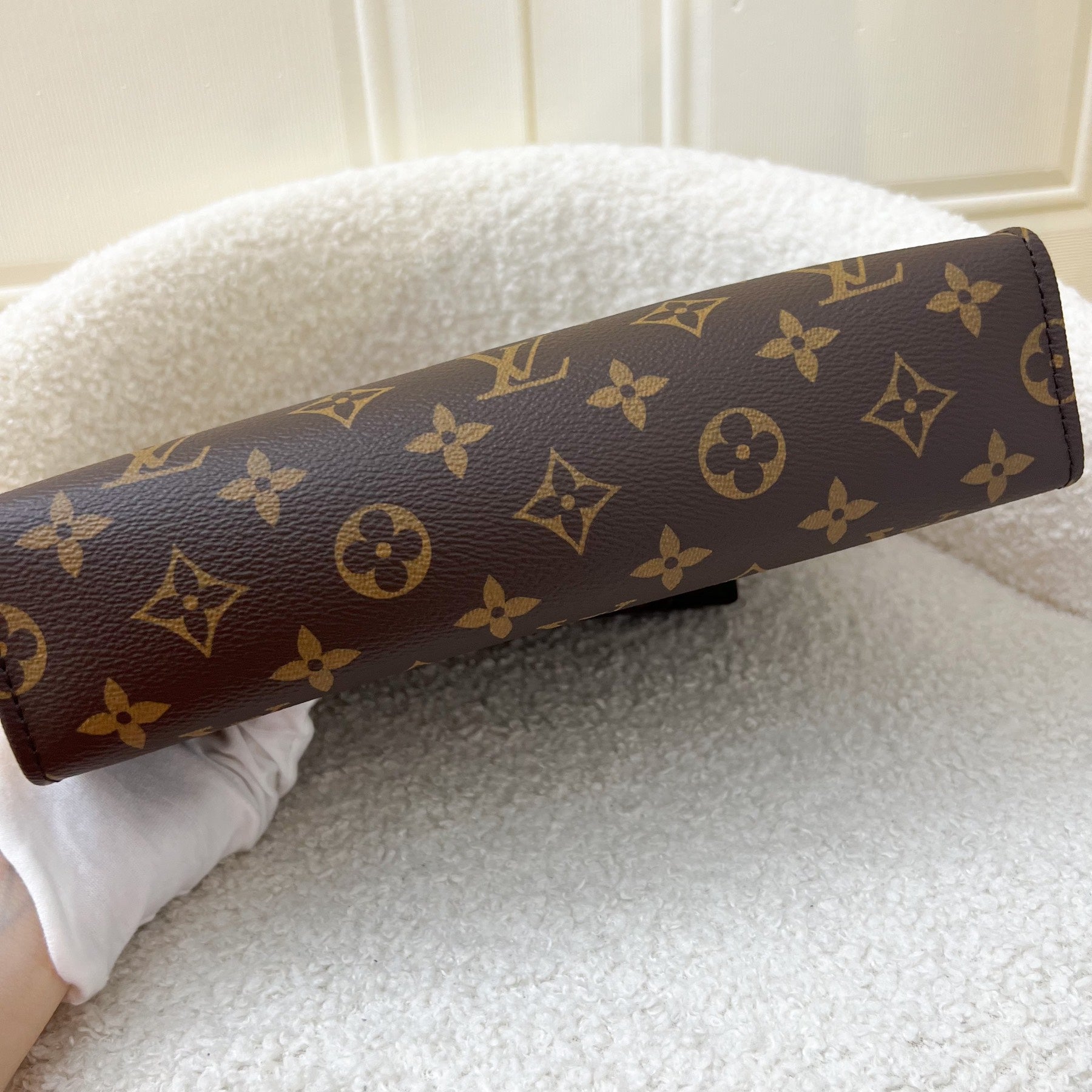 LV Toiletry Pouch on Chain in Monogram Canvas GHW