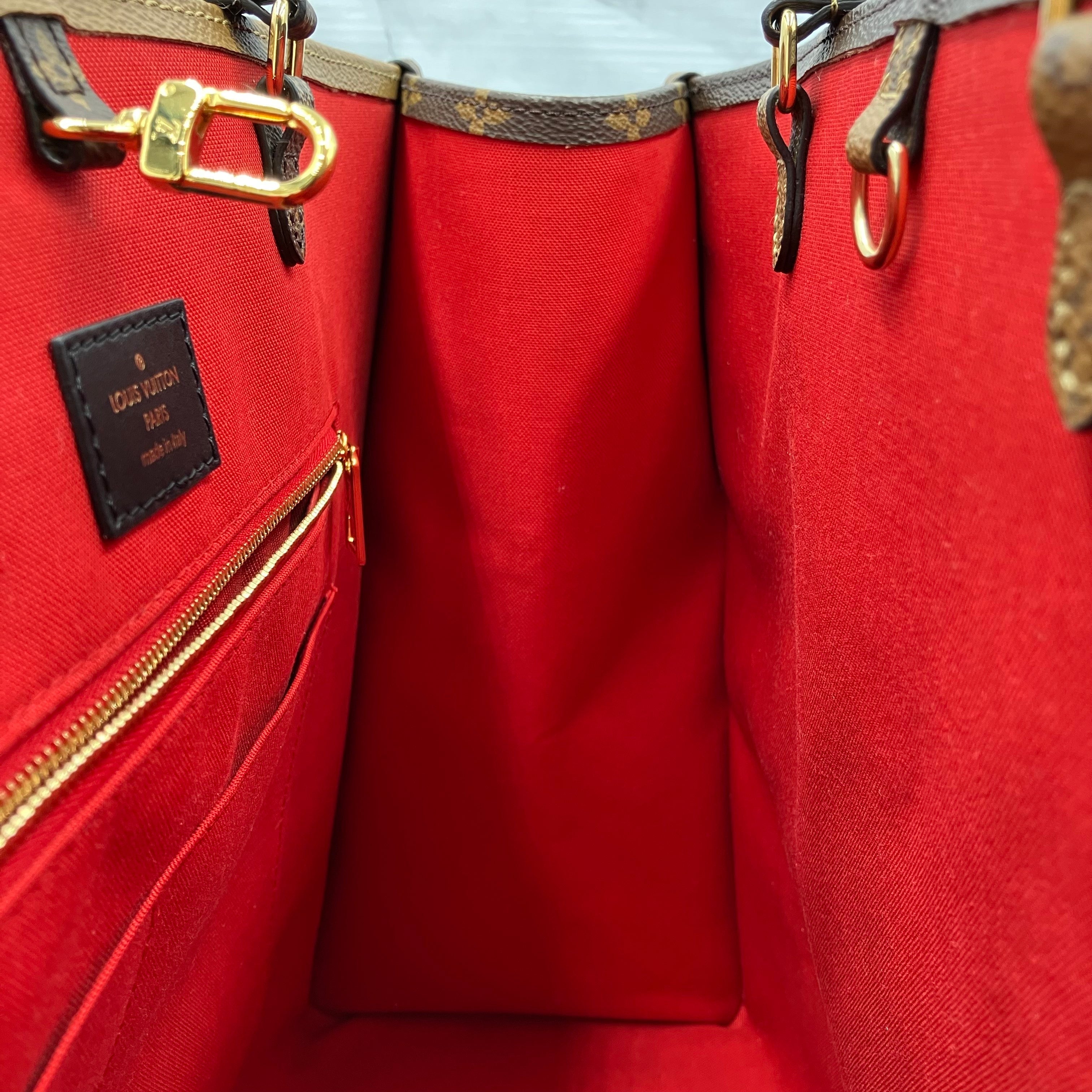 LOUIS VUITTON On The Go GM Monogram Giant Reverse