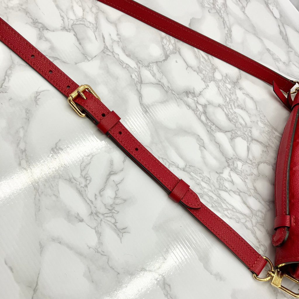 LOUIS VUITTON Amplant Metis