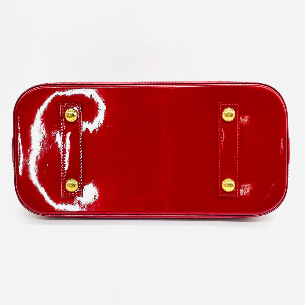 LOUIS VUITTON Vernis Alma PM
