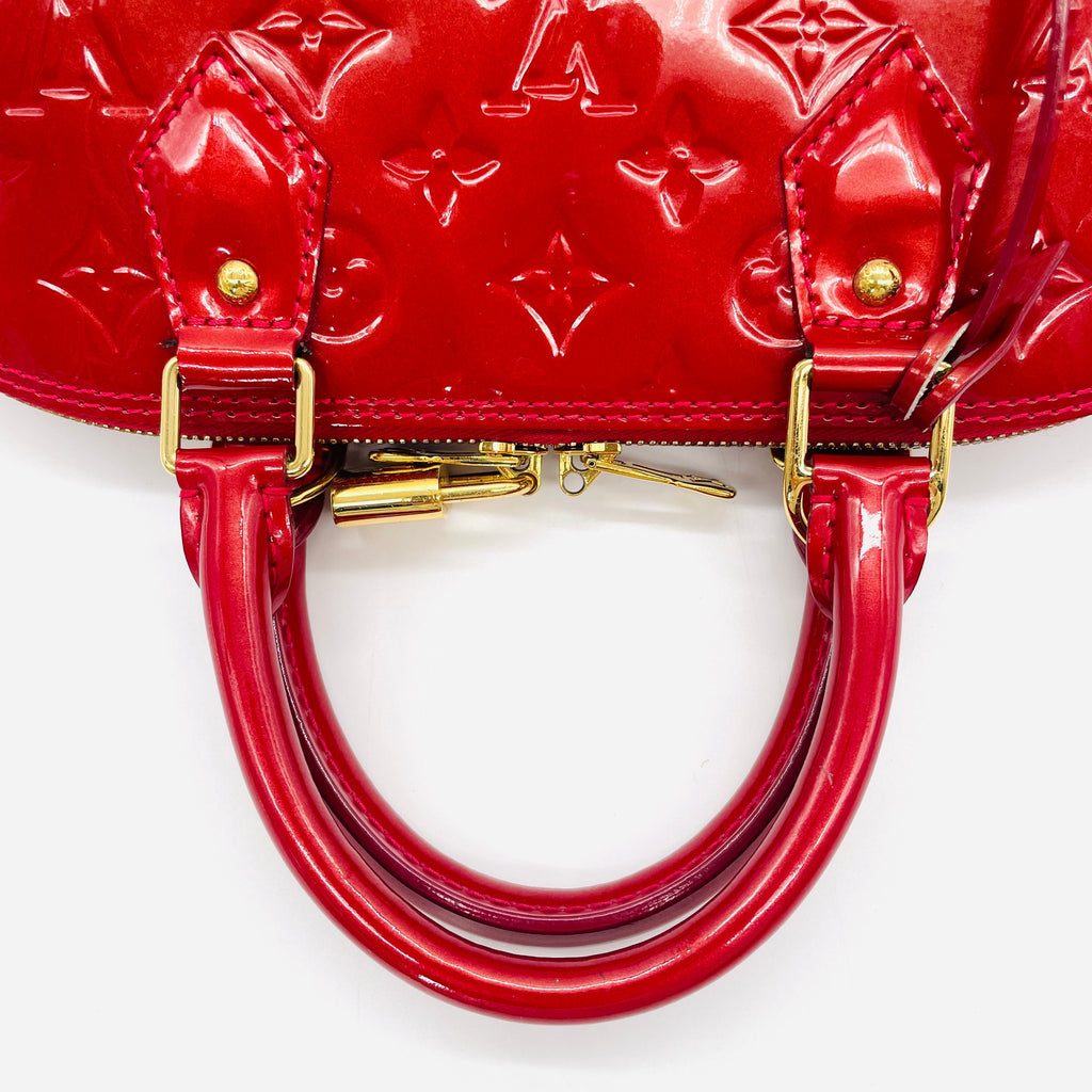 LOUIS VUITTON Vernis Alma PM