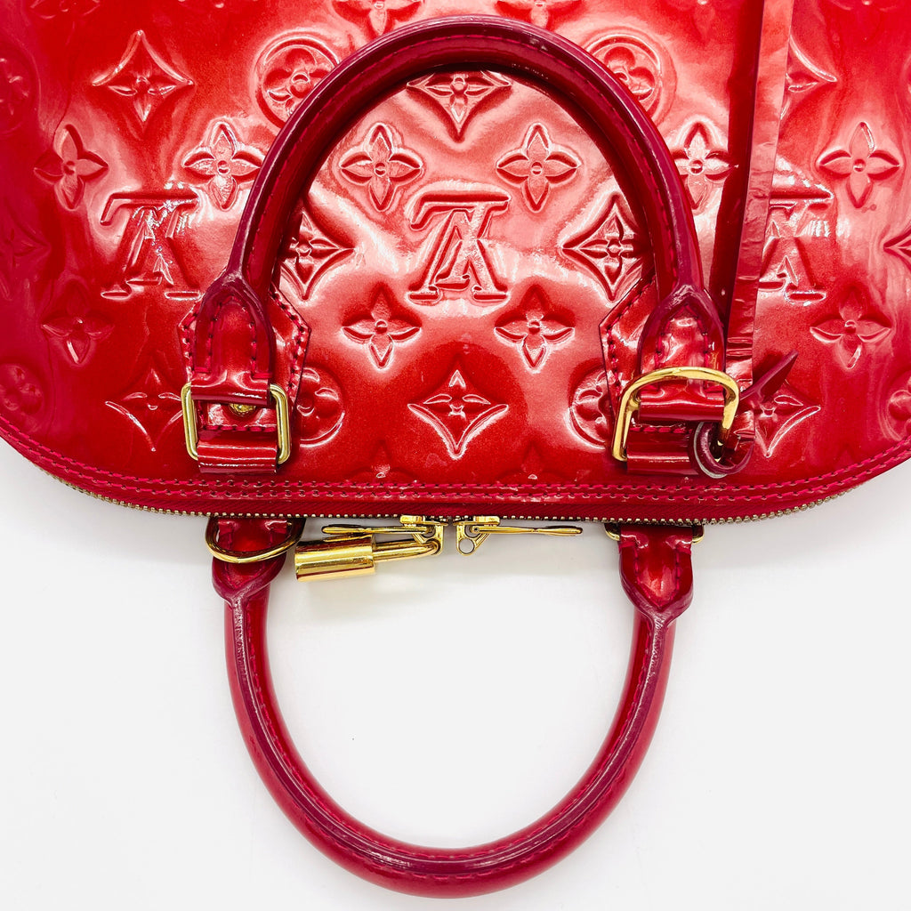 LOUIS VUITTON Vernis Alma PM