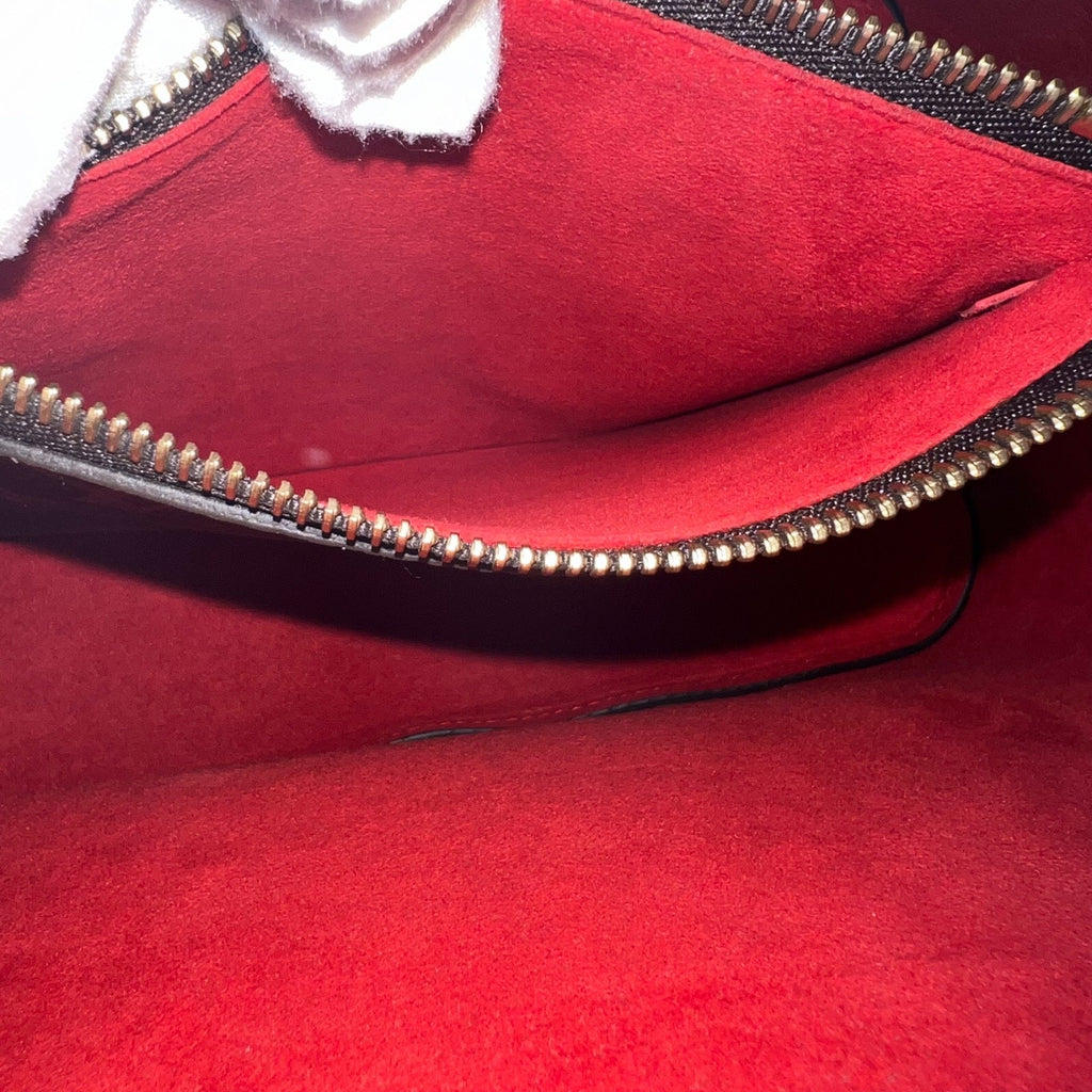 LV Neonoe MM Bucket Bag in Monogram Canvas and GHW