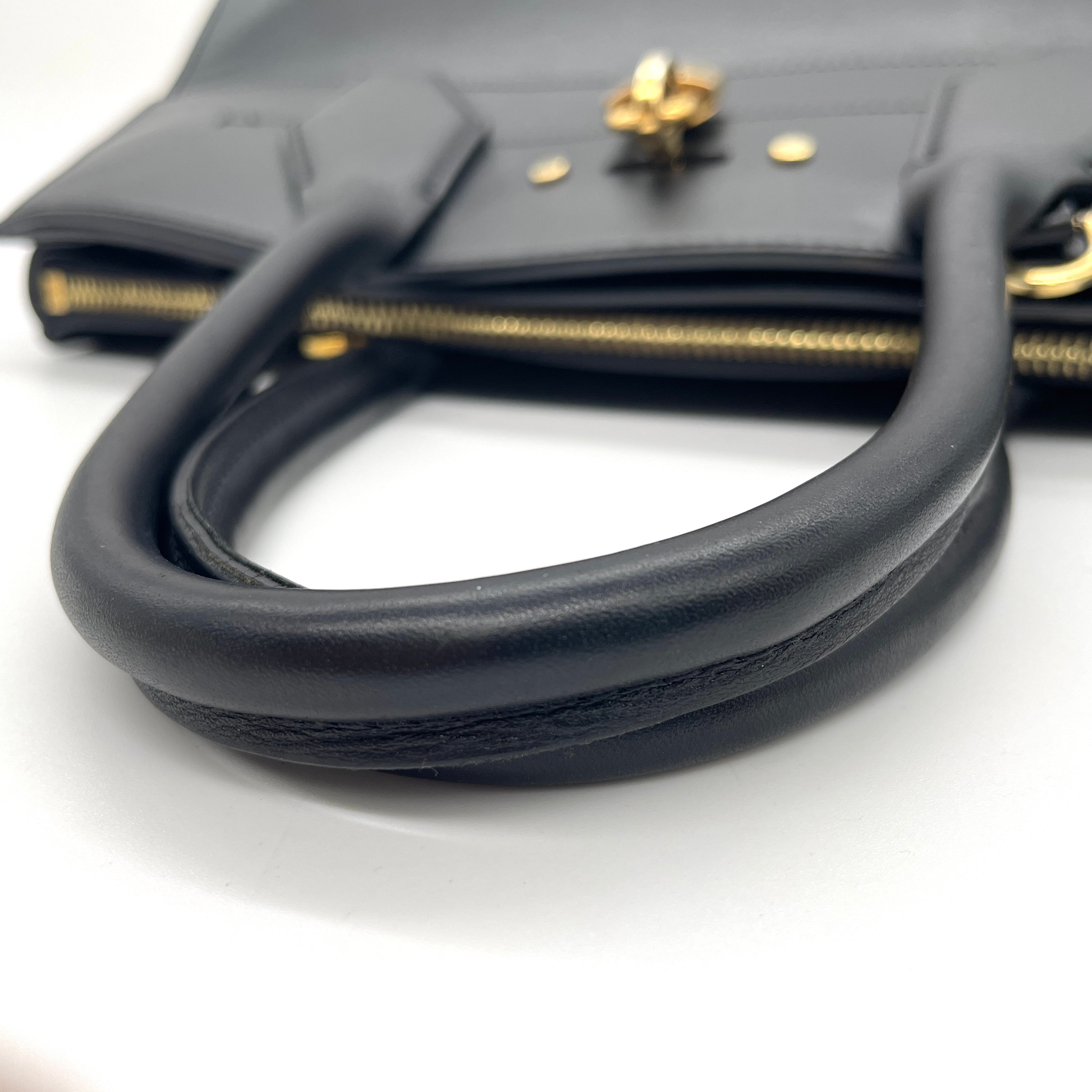 LOUIS VUITTON City Steamer MM
