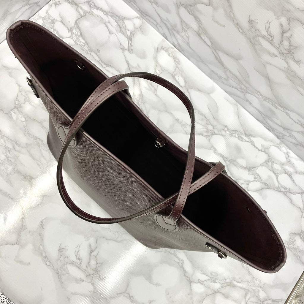 LOUIS VUITTON Epi Neverfull MM fuchsia
