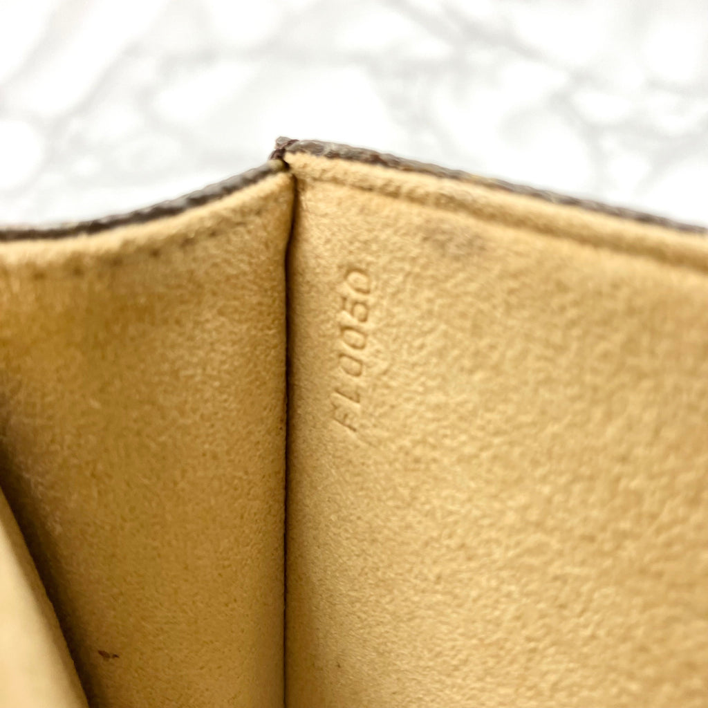 LOUIS VUITTON Monogram Pochette Twin GM